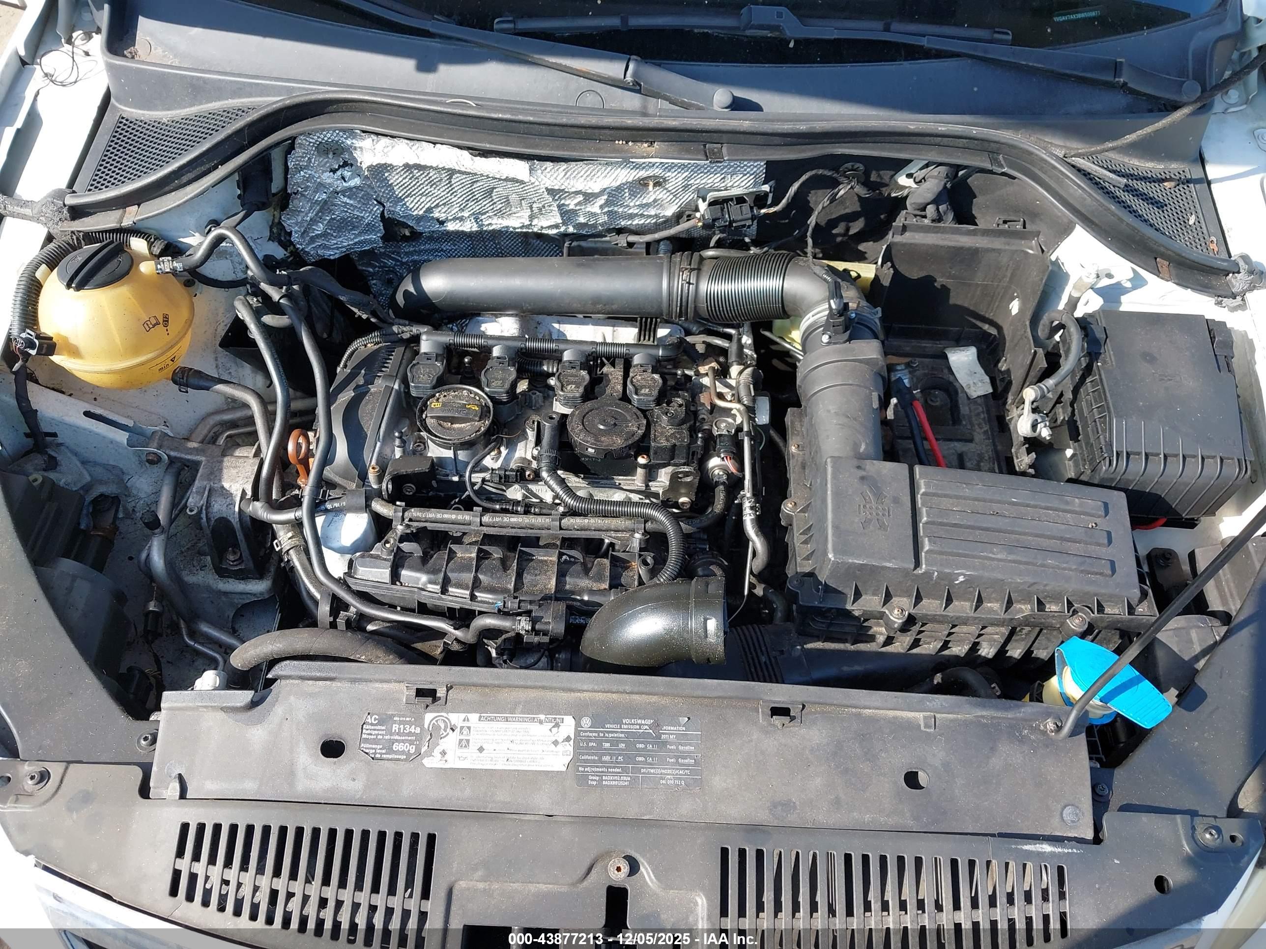 VOLKSWAGEN TIGUAN image 10