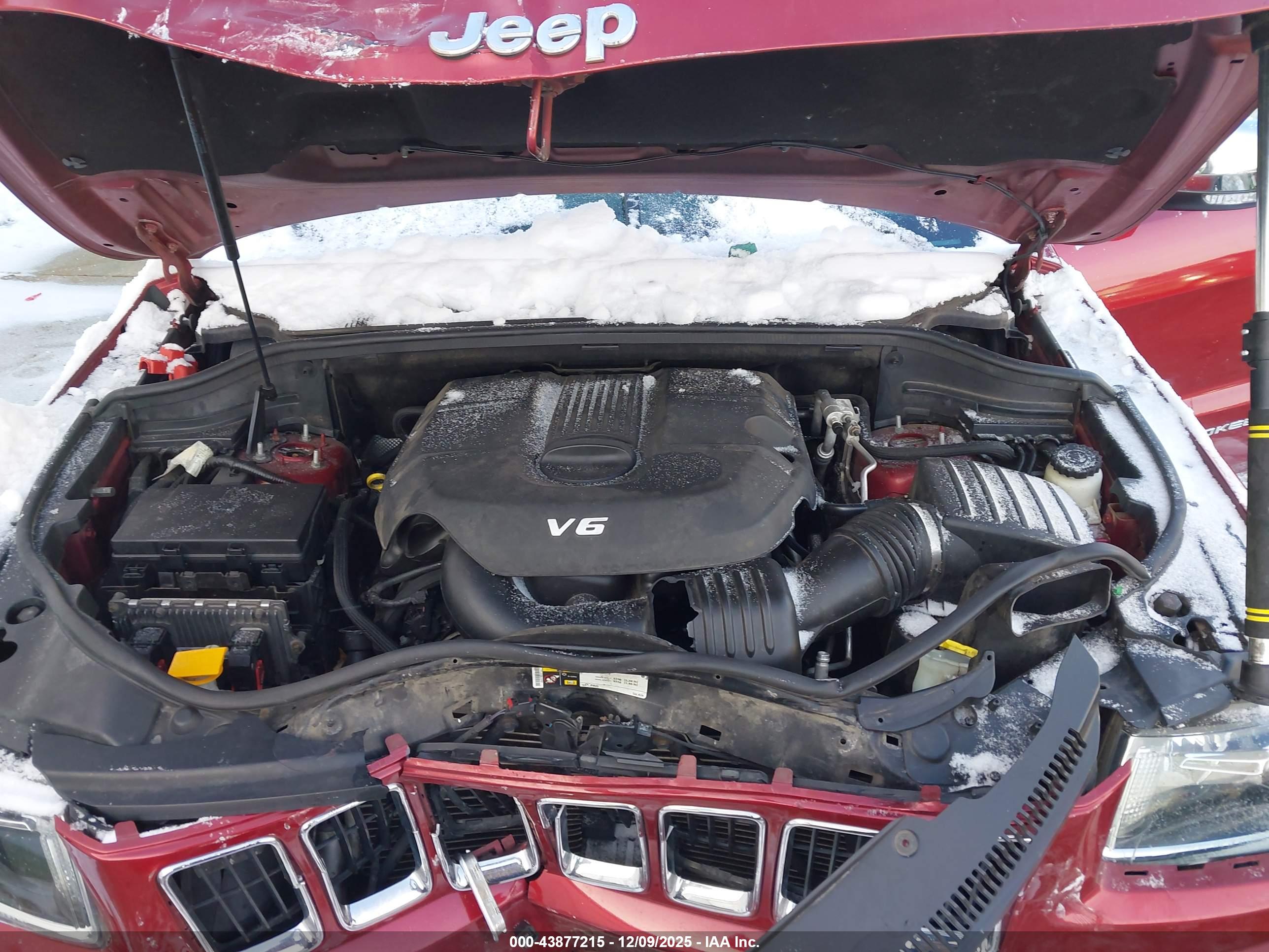 JEEP GRAND image 10