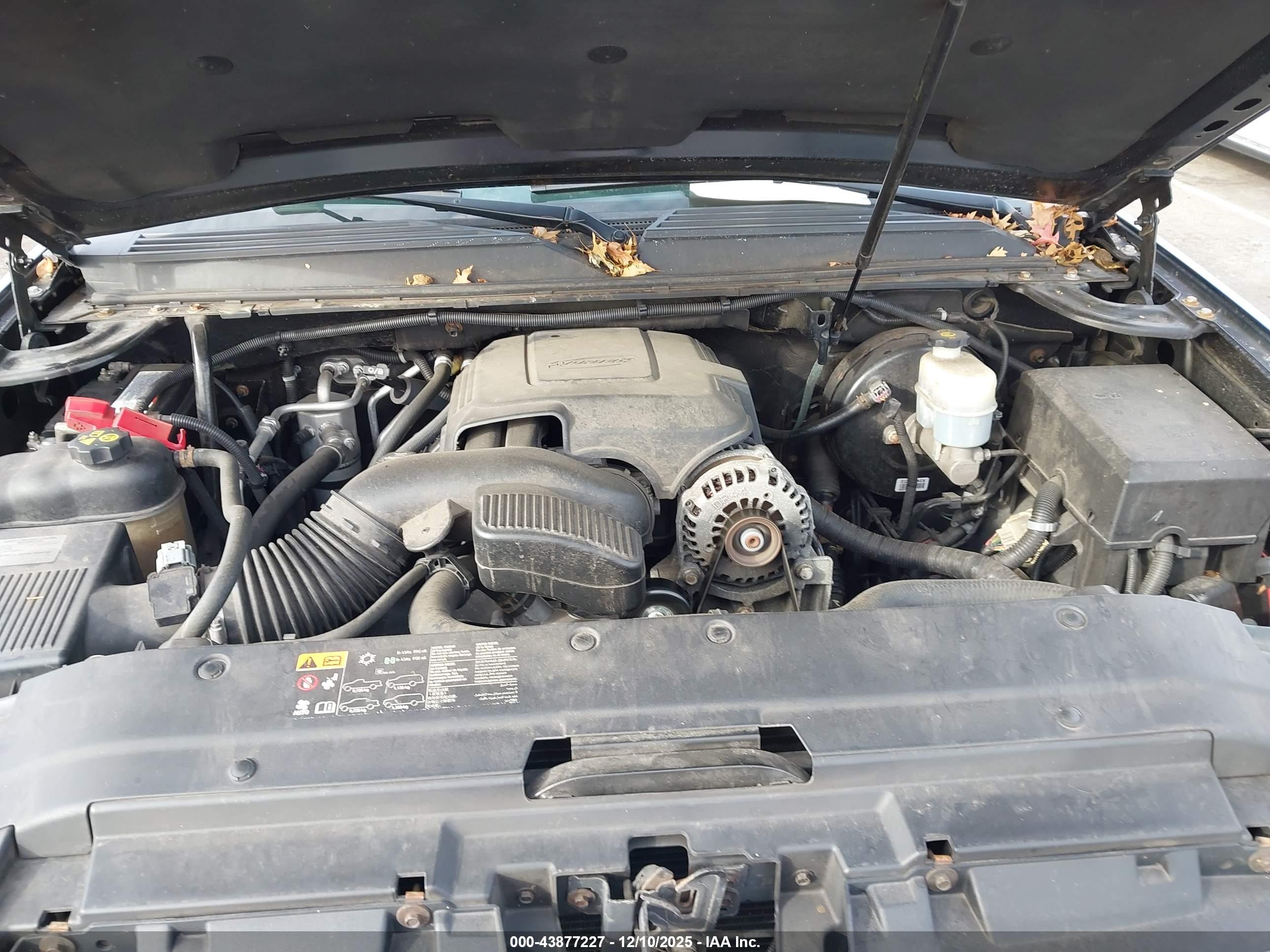 GMC YUKON image 10