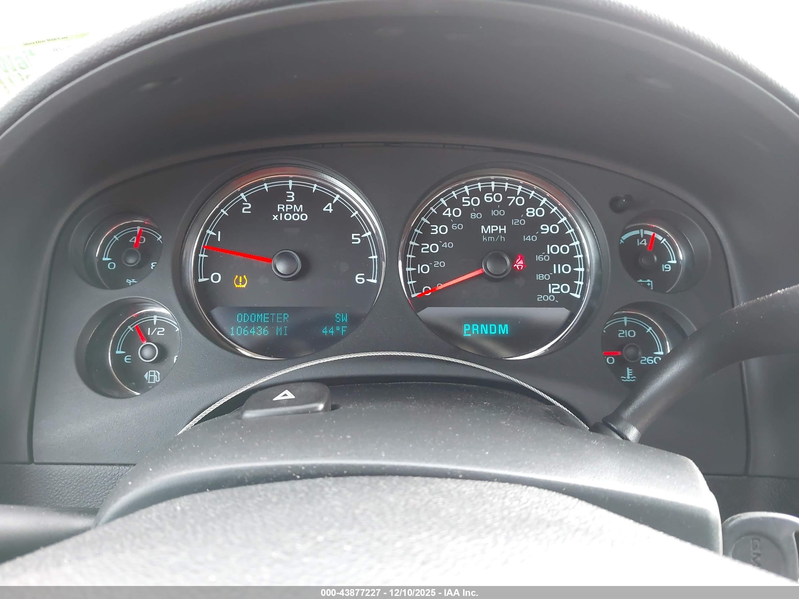 GMC YUKON image 7