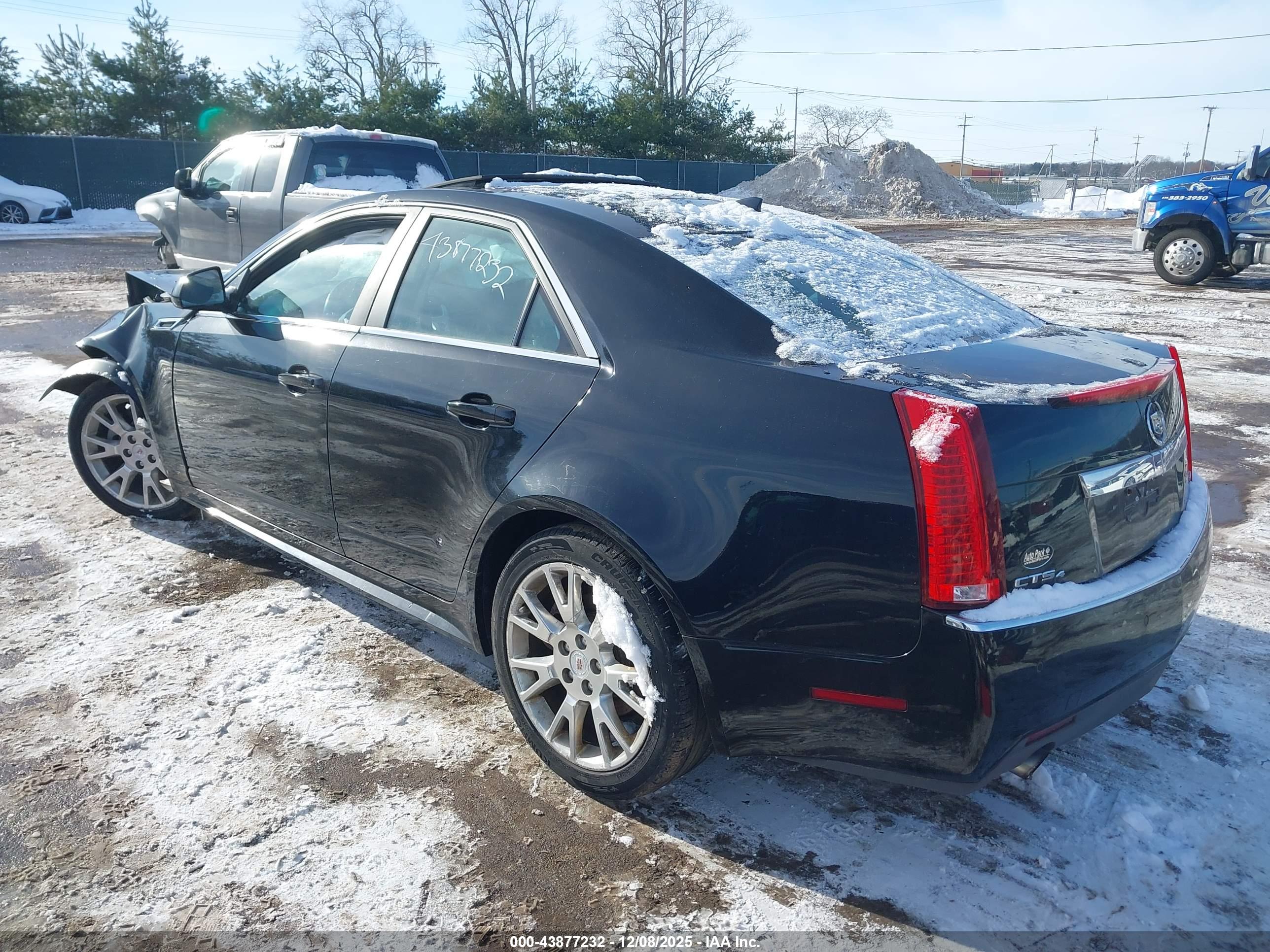 CADILLAC CTS image 3