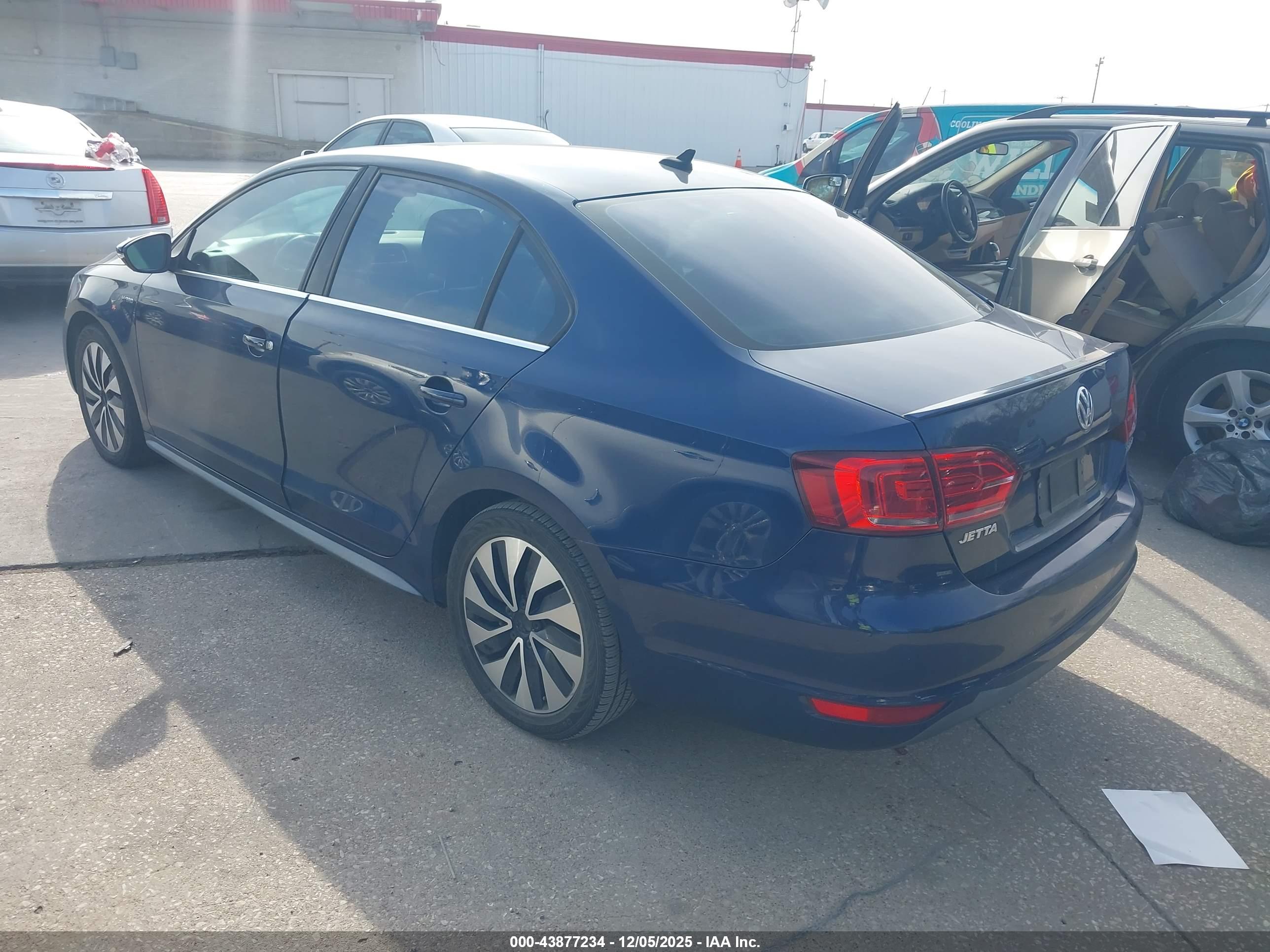 VOLKSWAGEN JETTA image 3