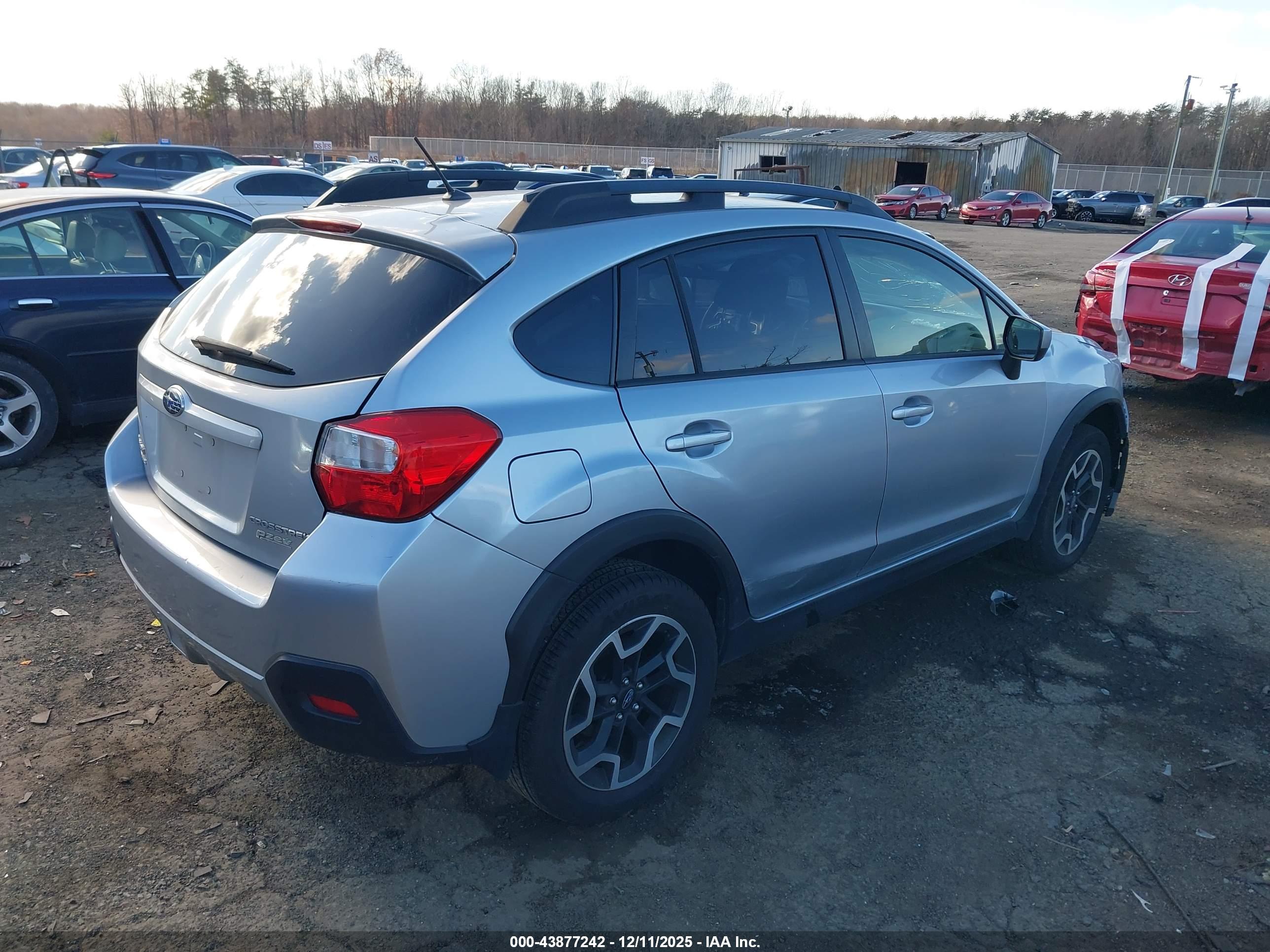 SUBARU CROSSTREK image 4