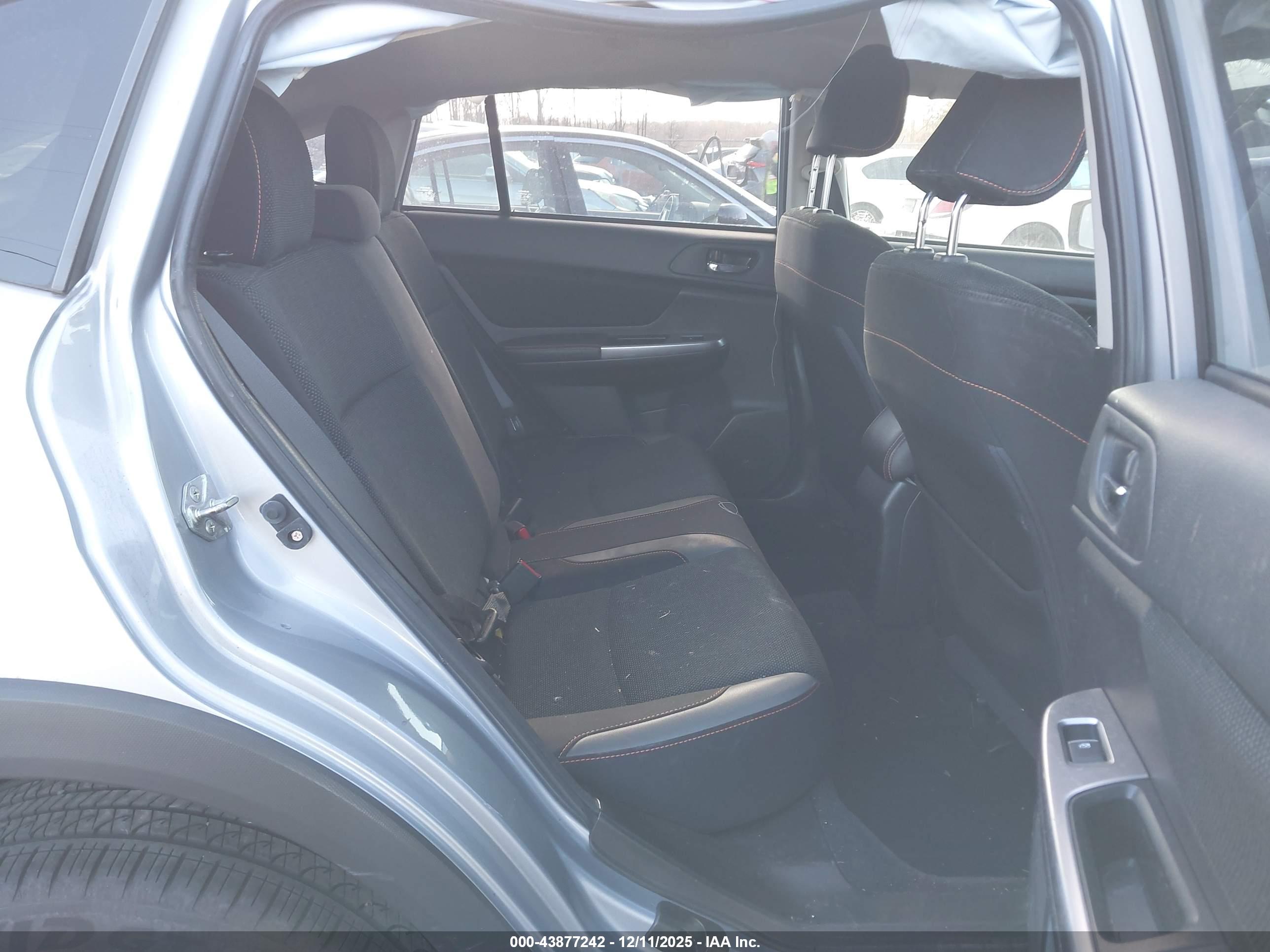 SUBARU CROSSTREK image 8