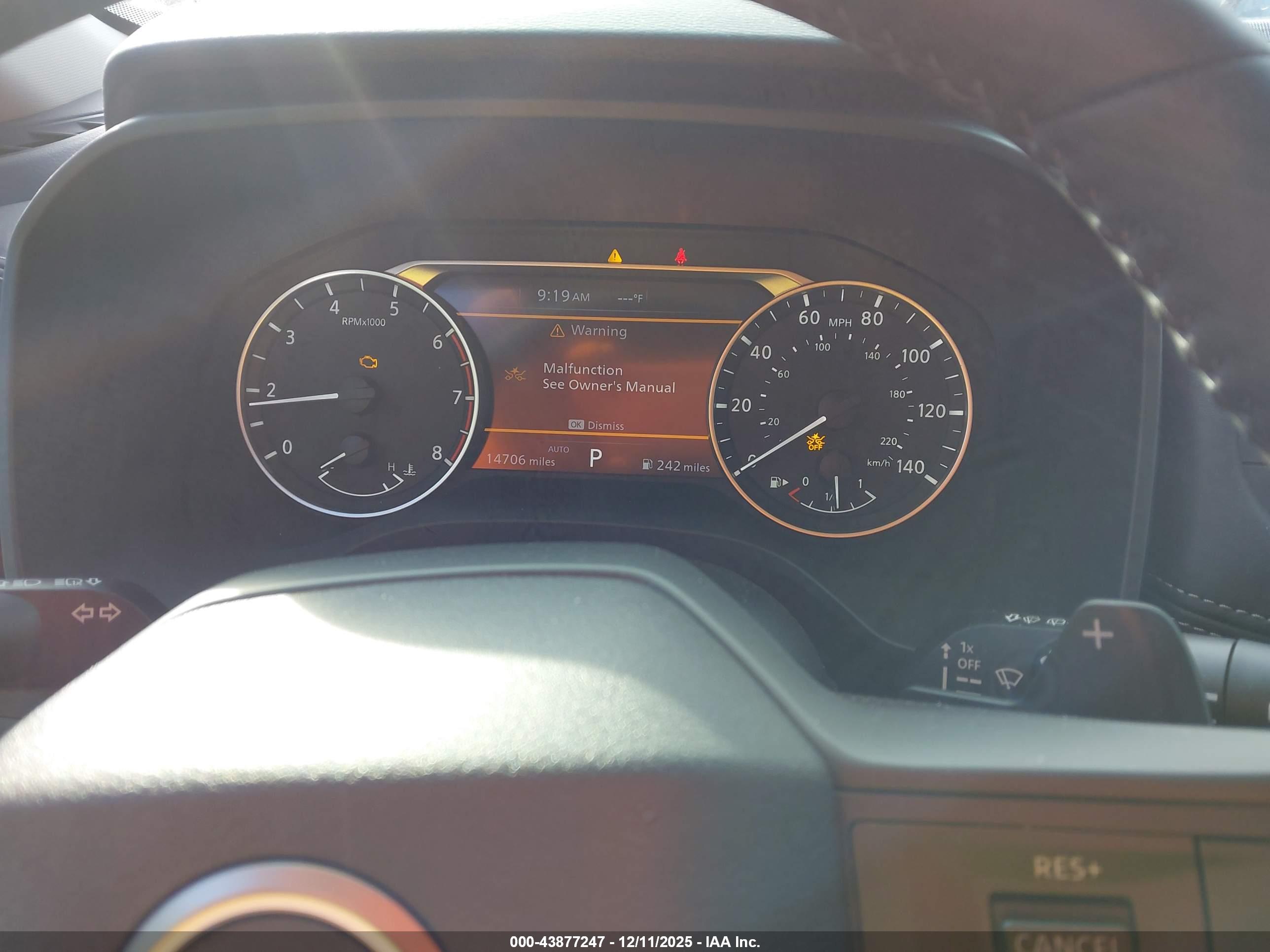 NISSAN ROGUE image 7