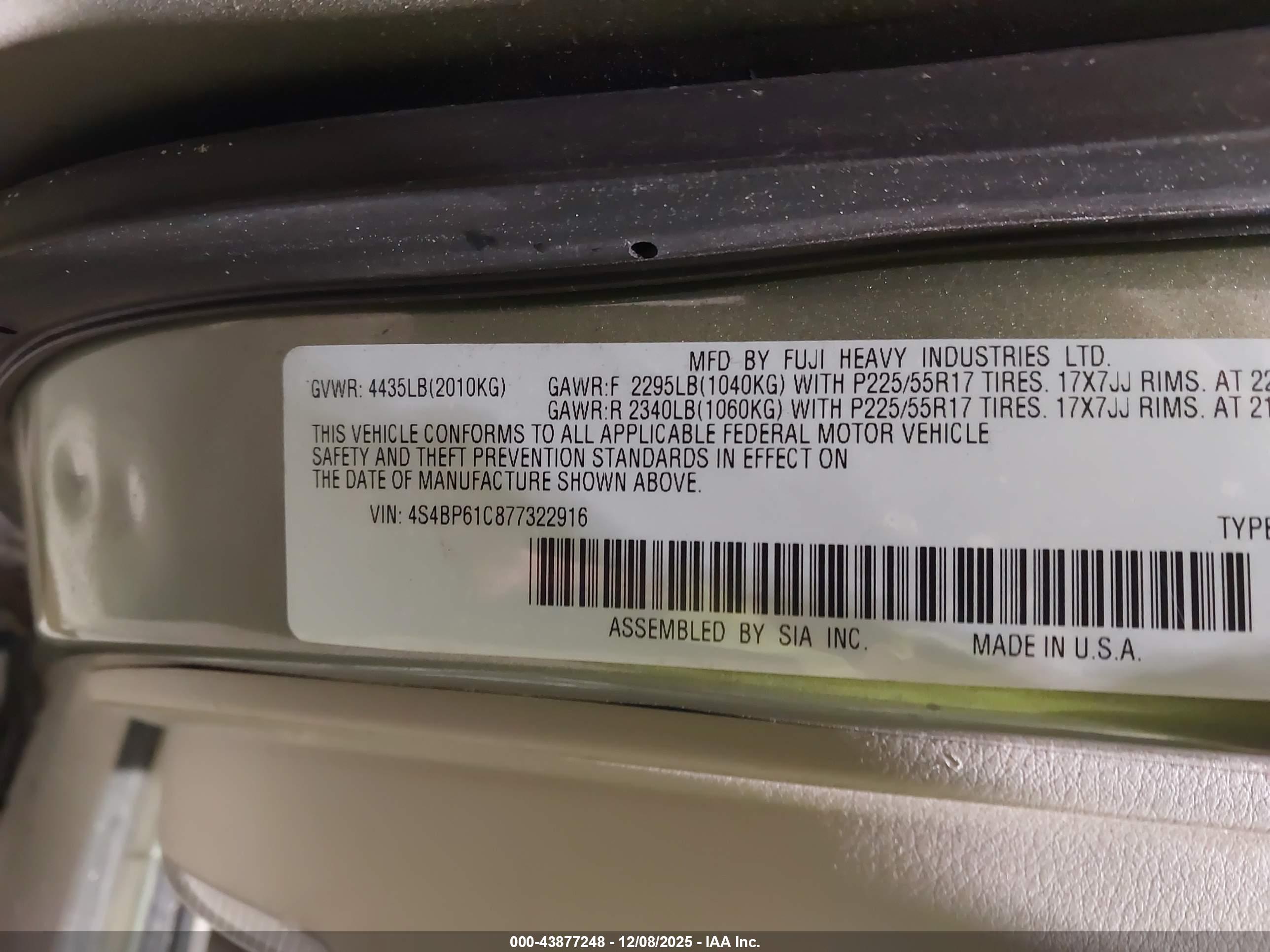 SUBARU OUTBACK image 9