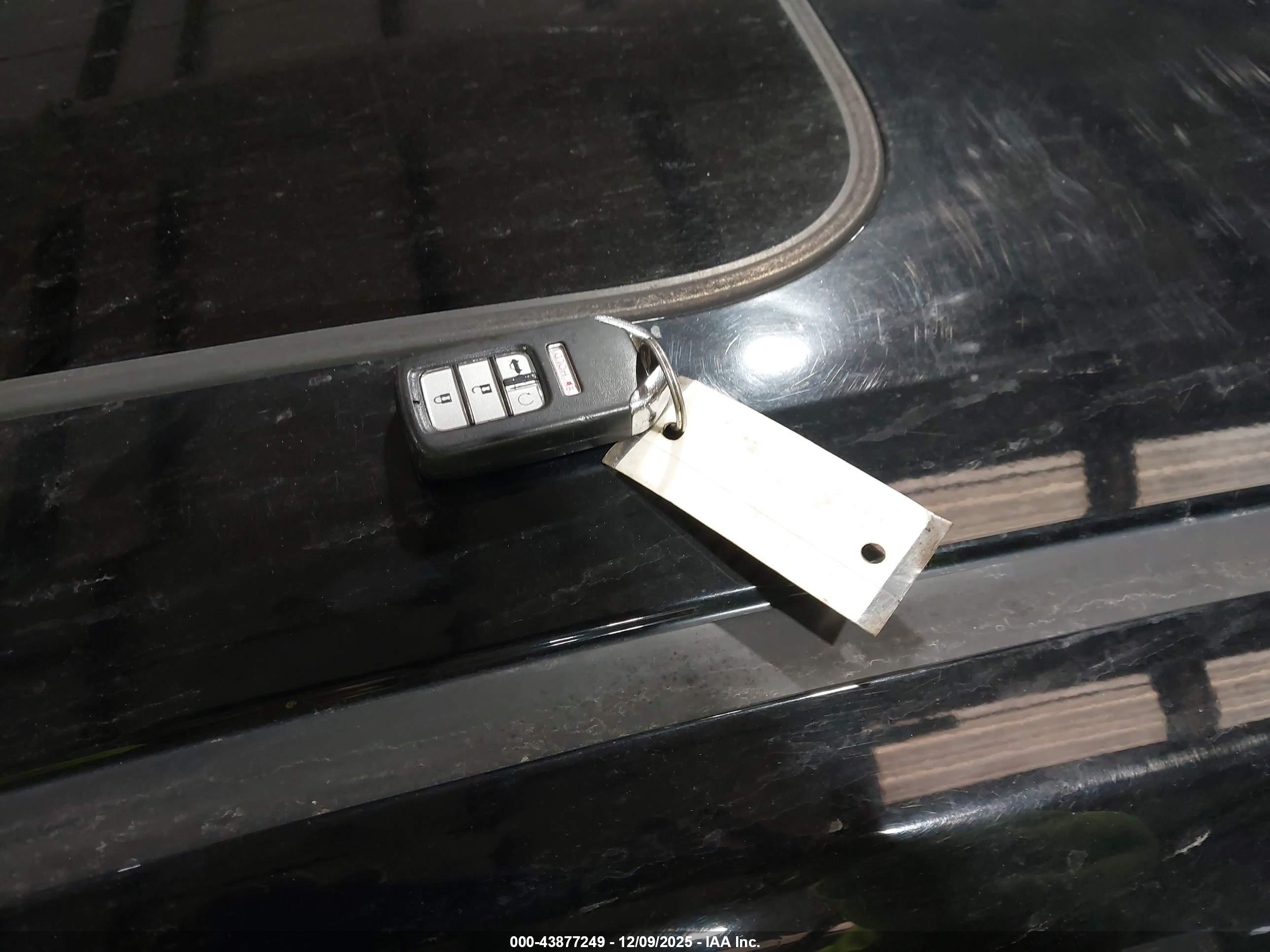 HONDA CIVIC image 11