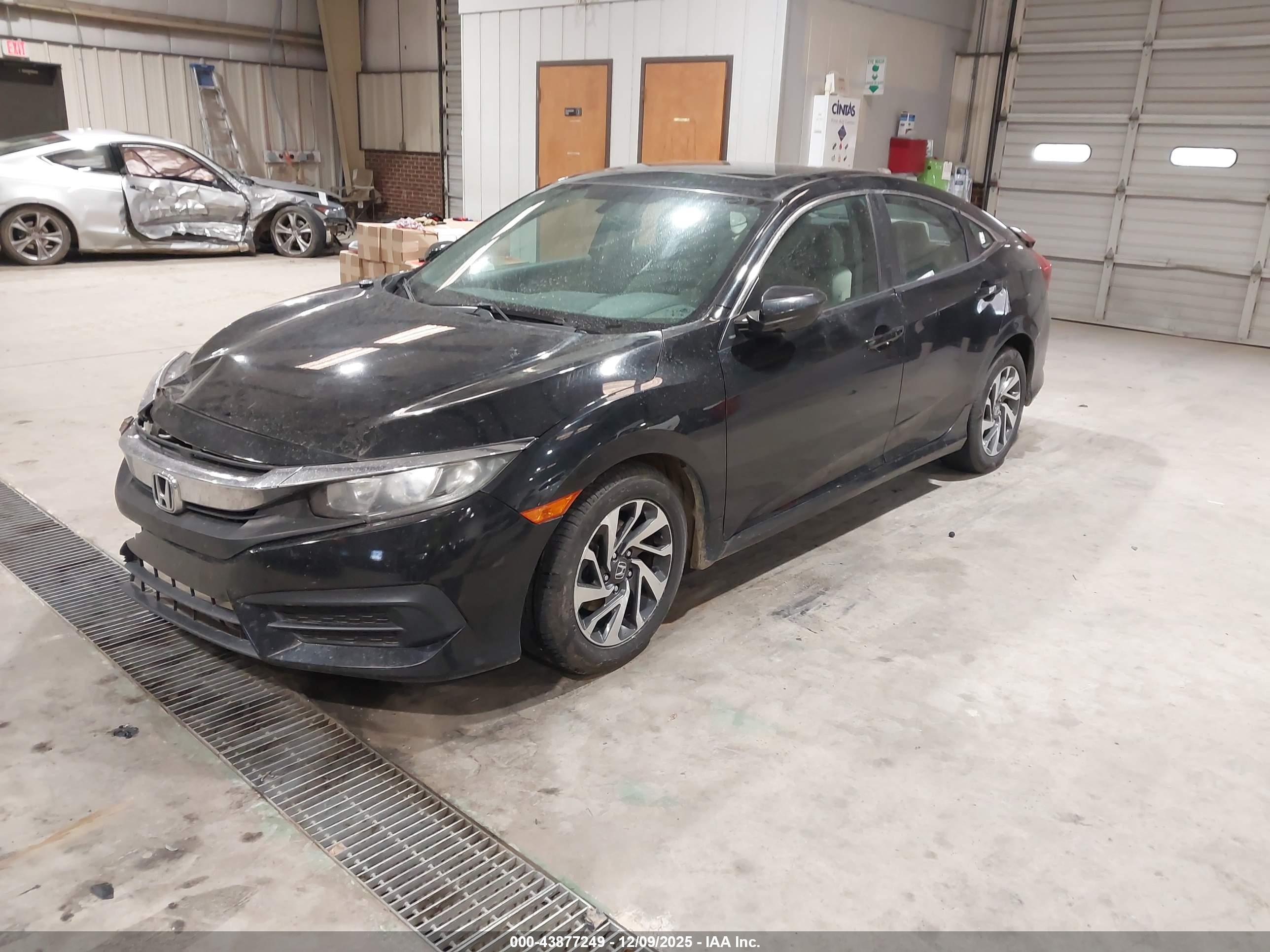 HONDA CIVIC image 2
