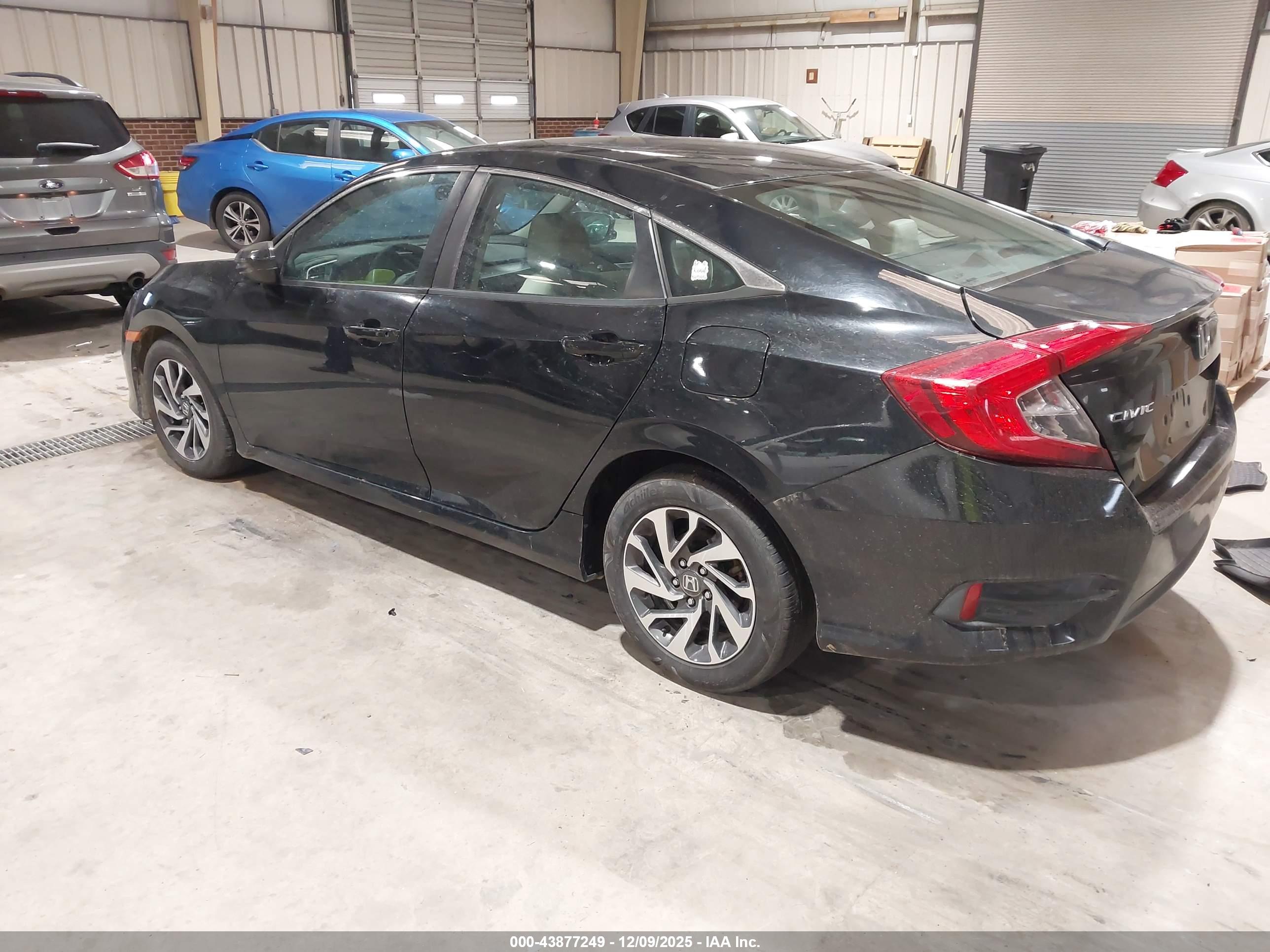 HONDA CIVIC image 3