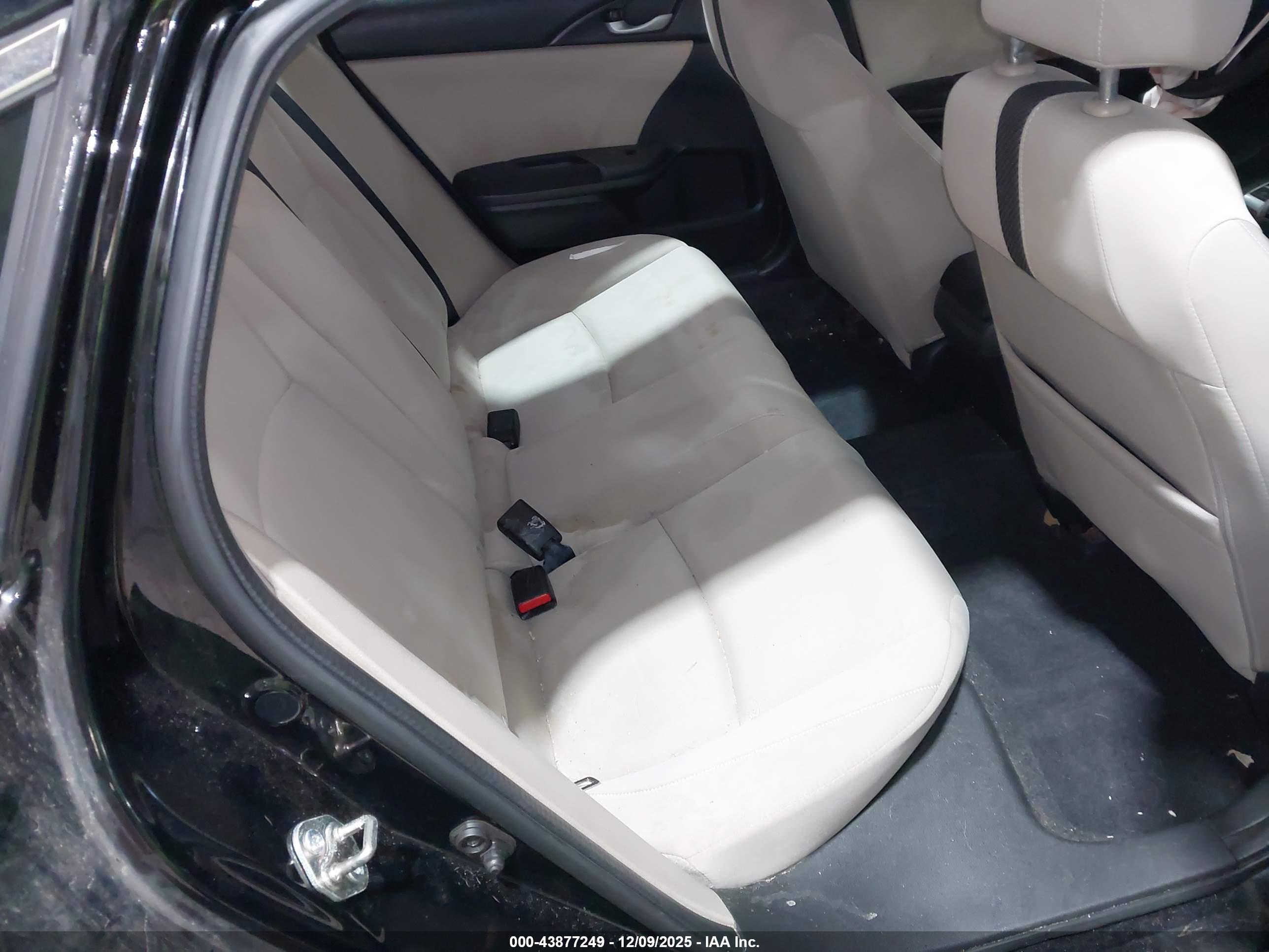 HONDA CIVIC image 8