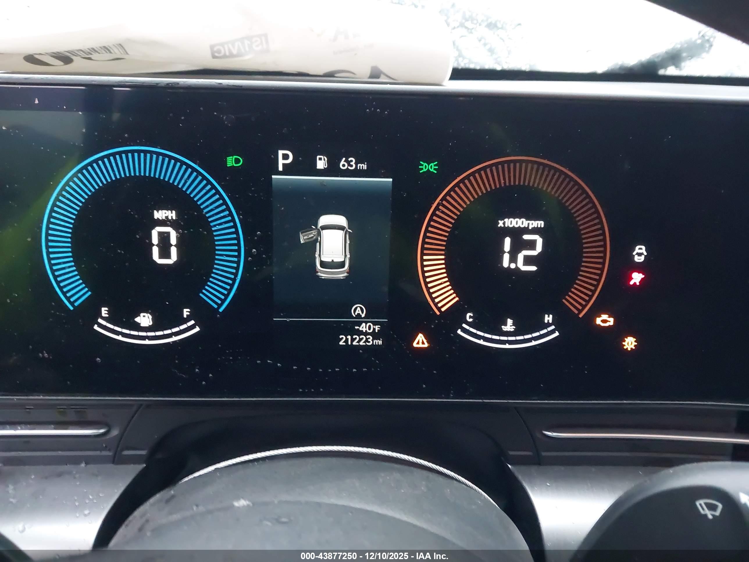 HYUNDAI KONA image 7