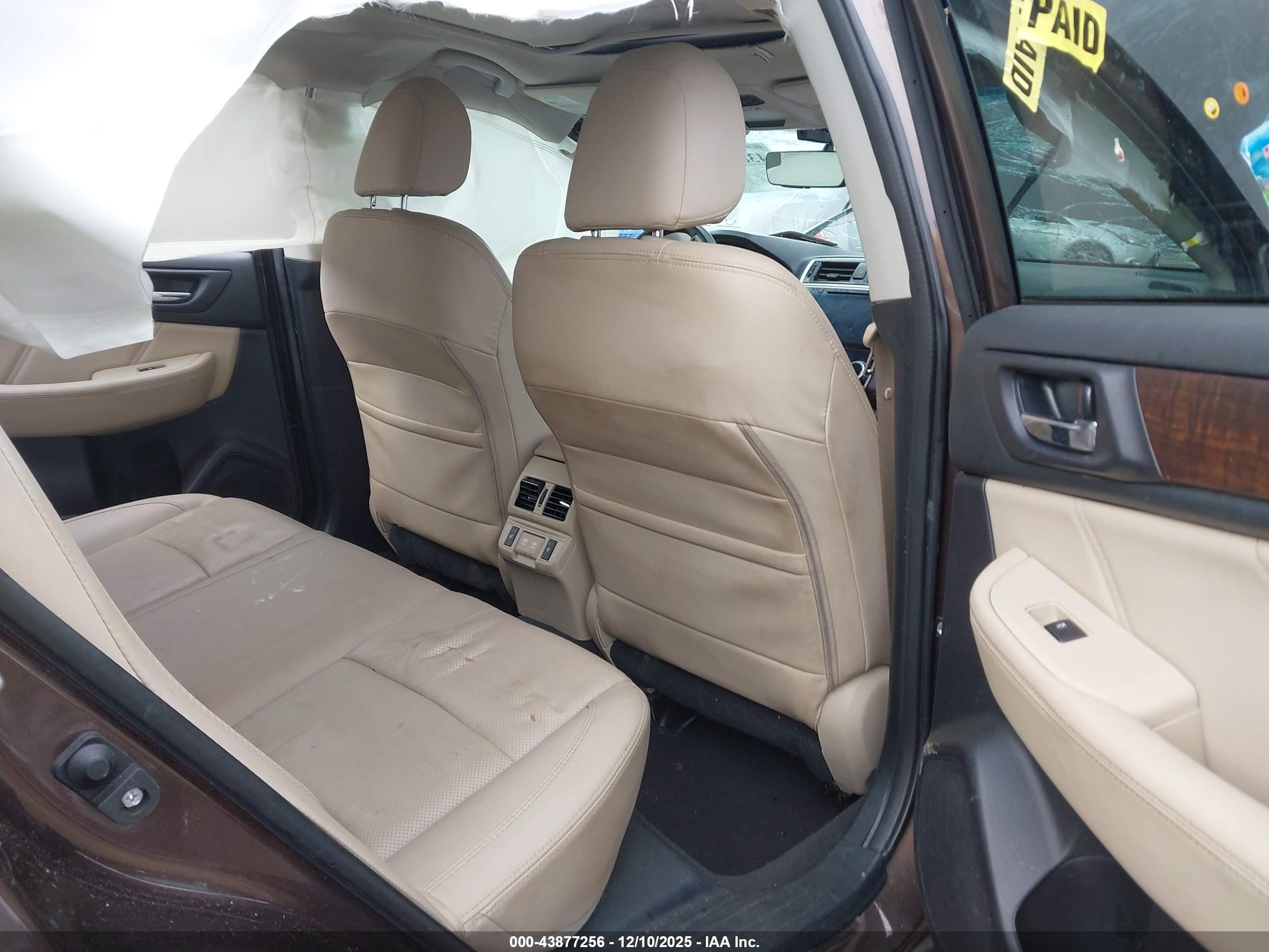 SUBARU OUTBACK image 8