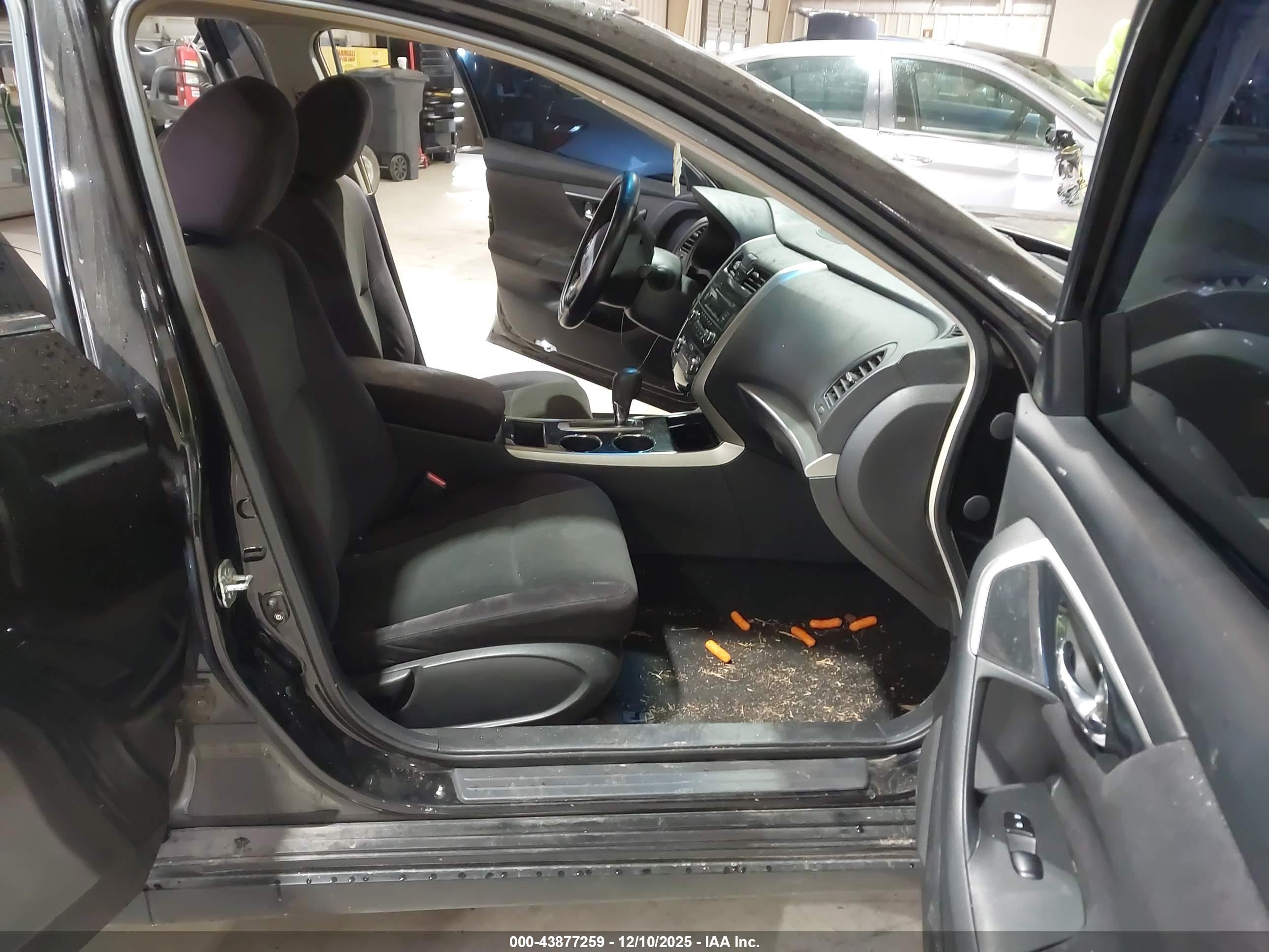 NISSAN ALTIMA image 5