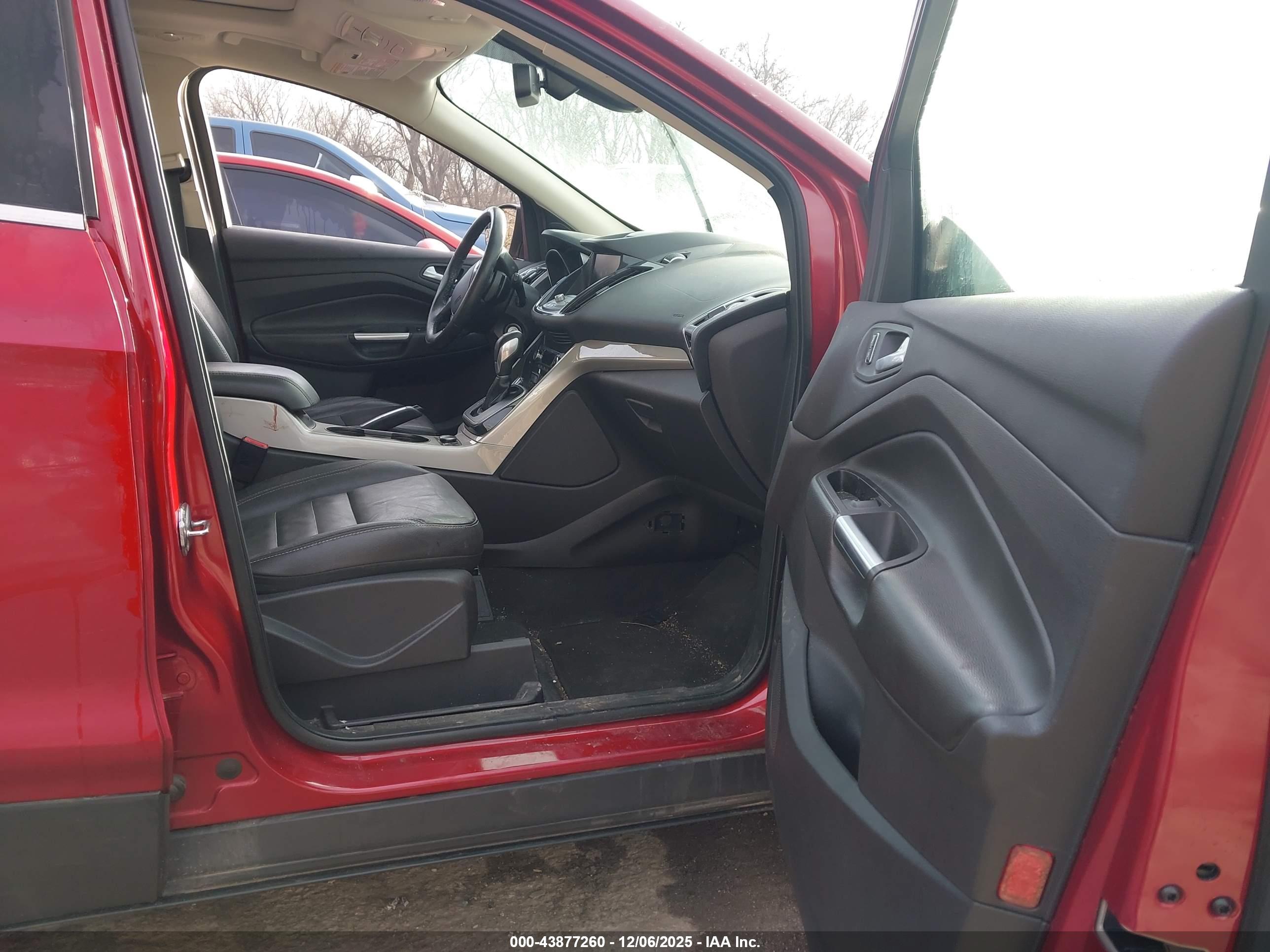 FORD ESCAPE image 5