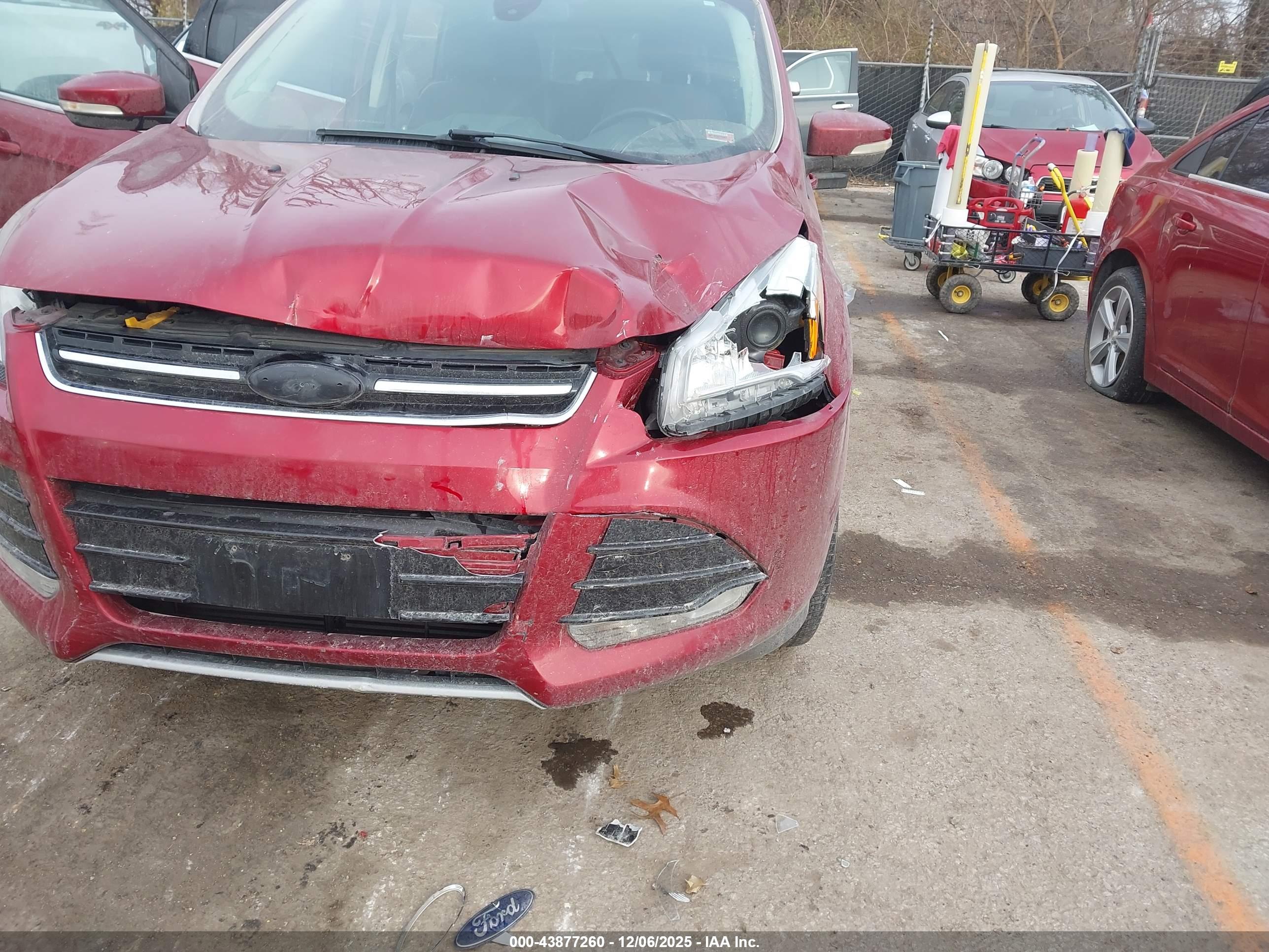 FORD ESCAPE image 6