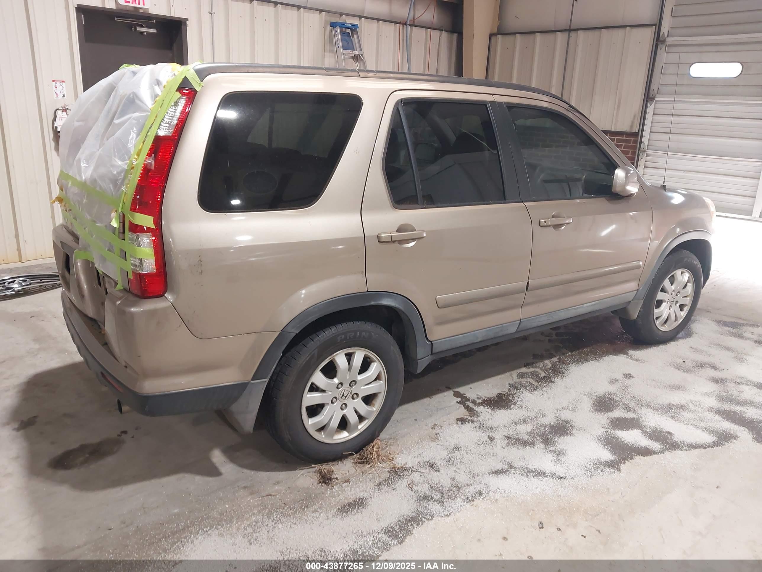 HONDA CR-V image 4