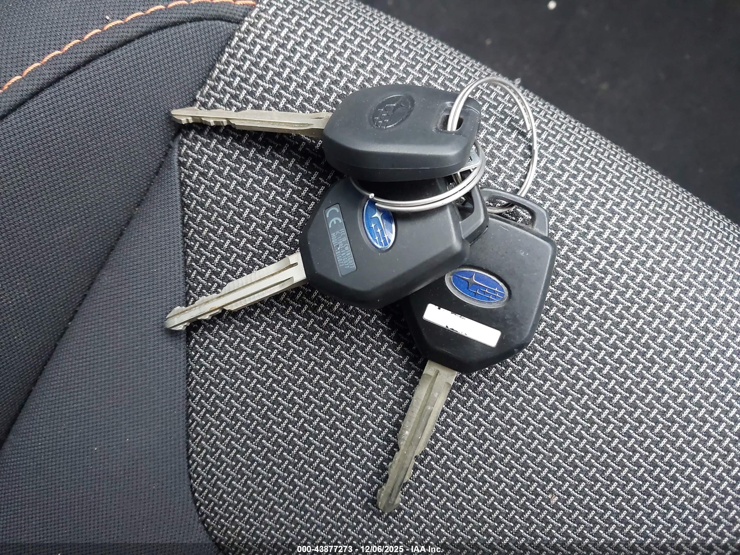 SUBARU CROSSTREK image 11