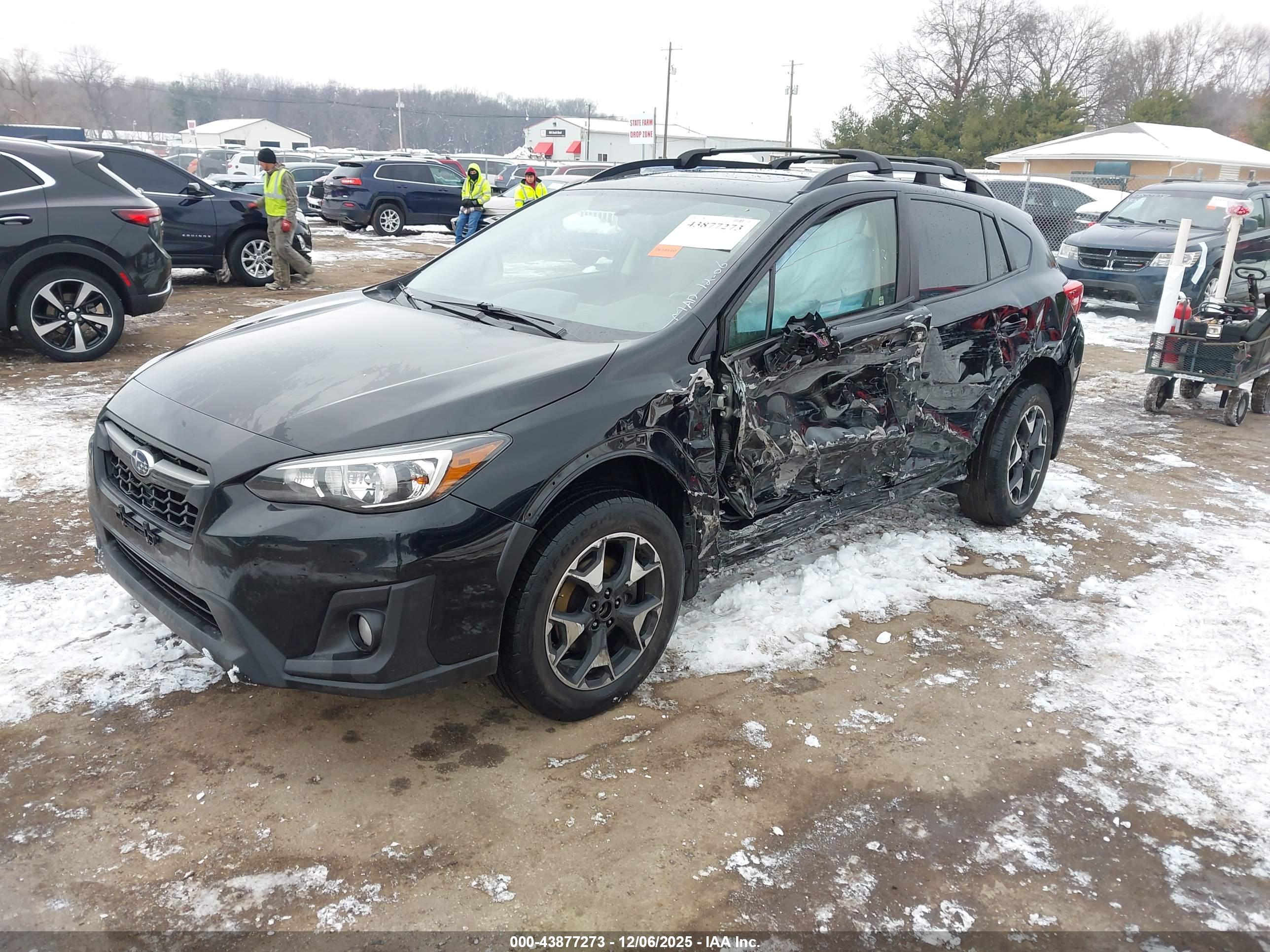 SUBARU CROSSTREK image 2