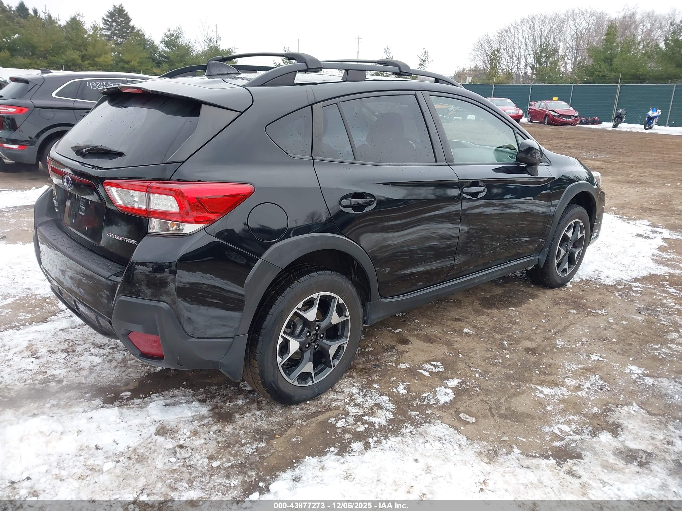 SUBARU CROSSTREK image 4