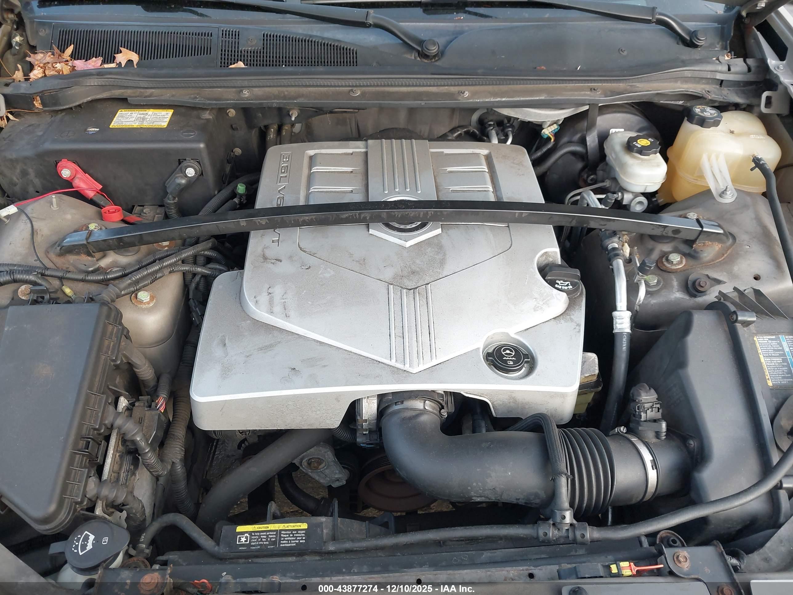 CADILLAC SRX image 10