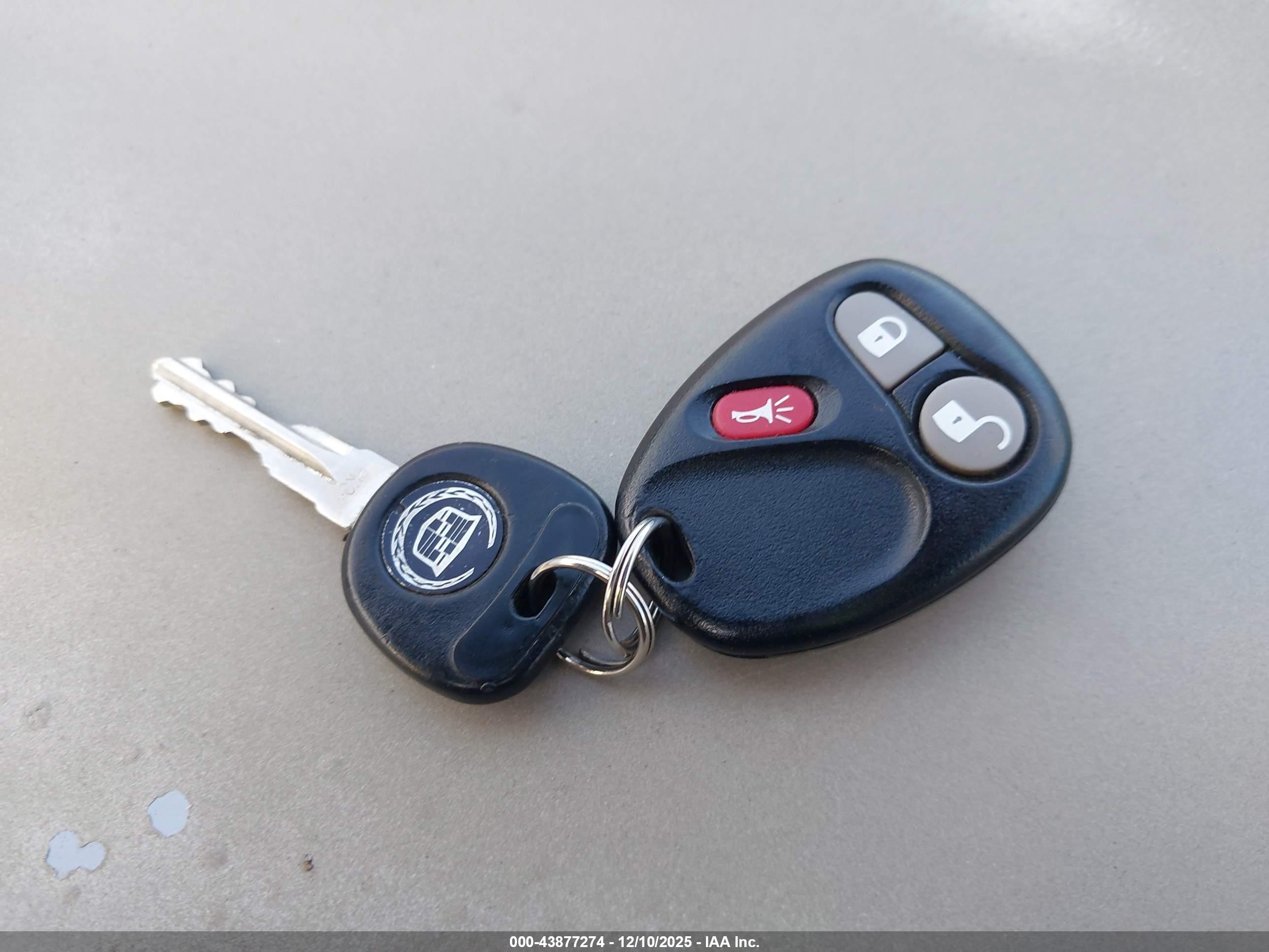 CADILLAC SRX image 11