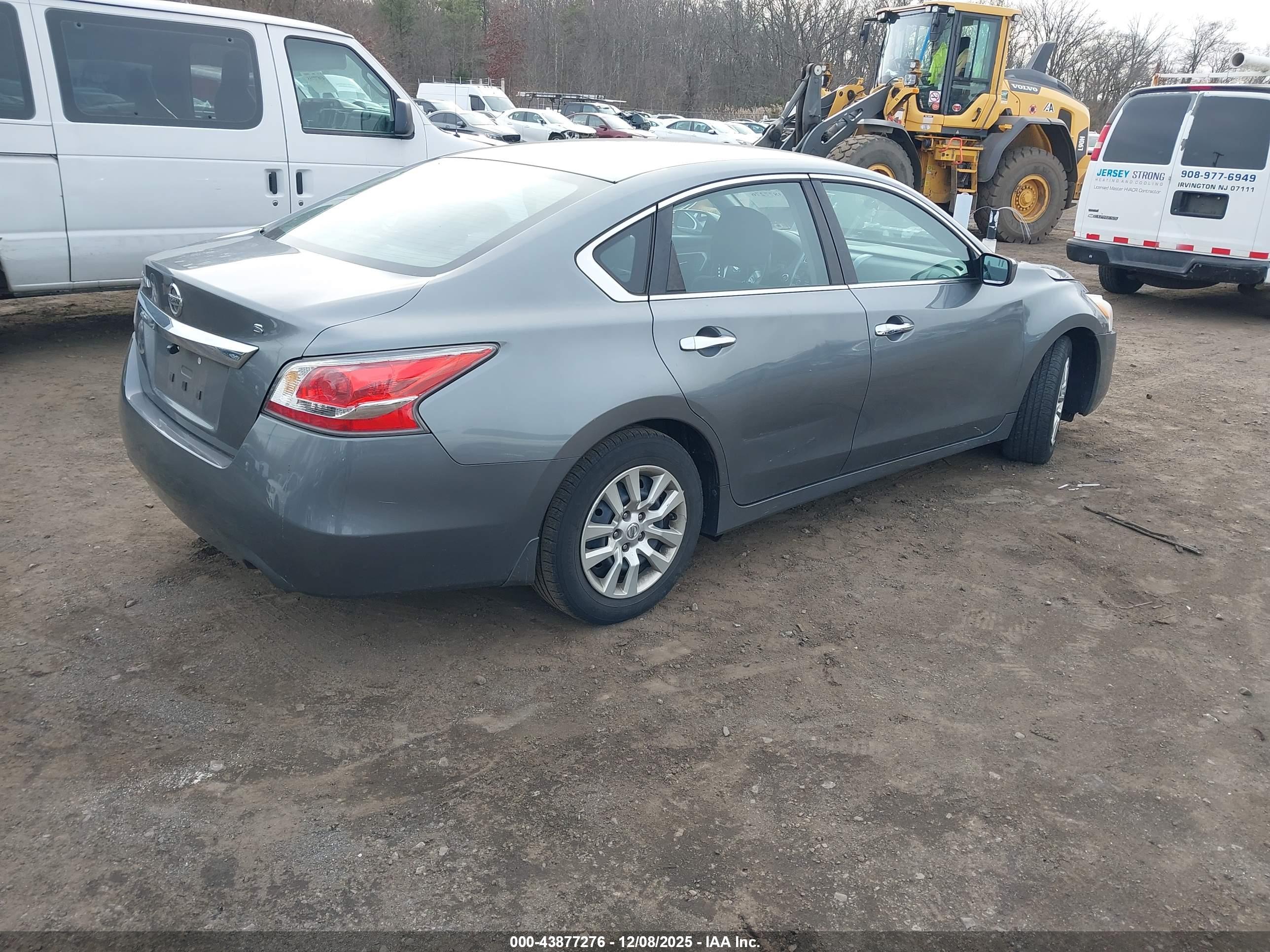 NISSAN ALTIMA image 4