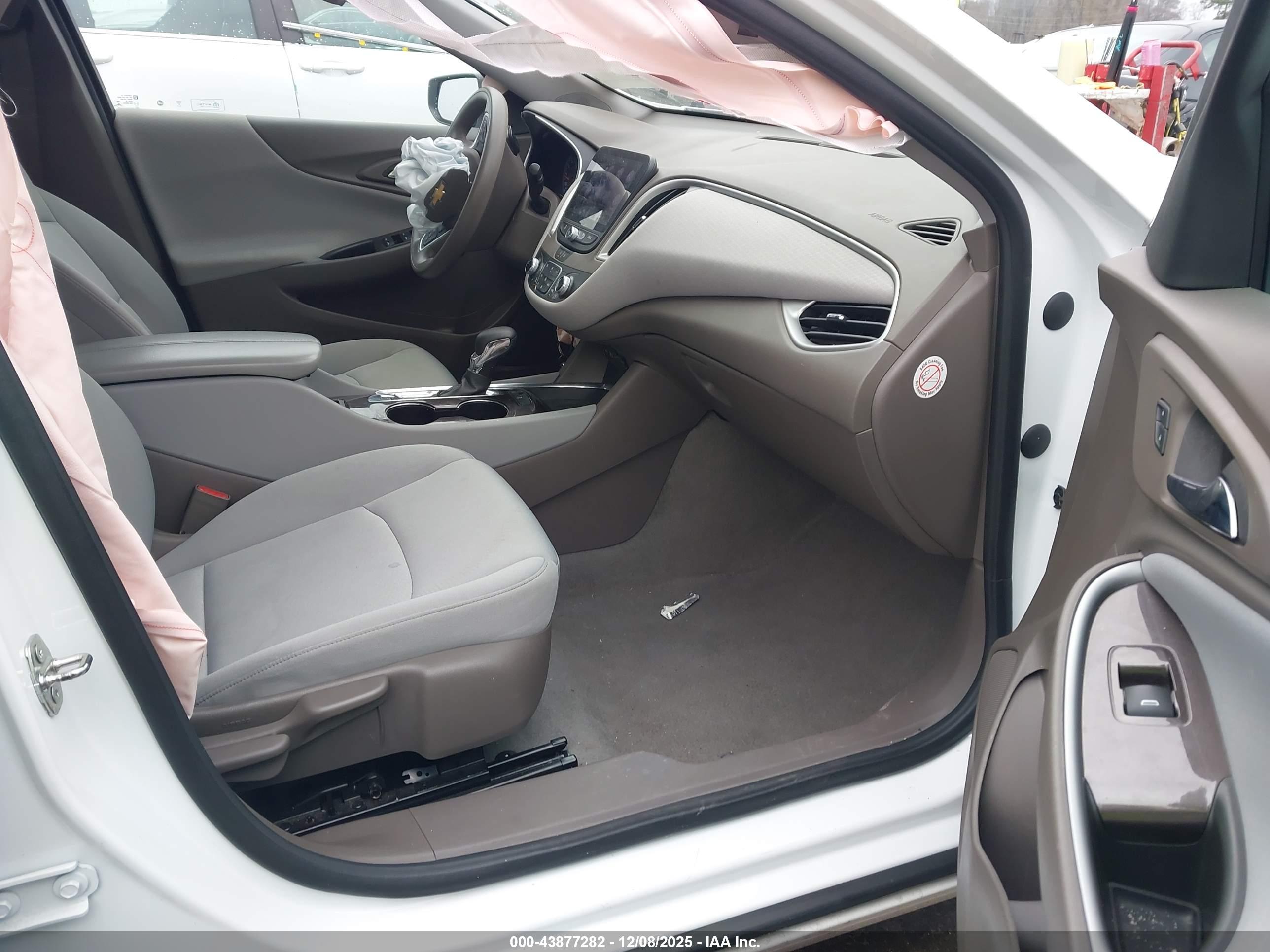 CHEVROLET MALIBU image 5