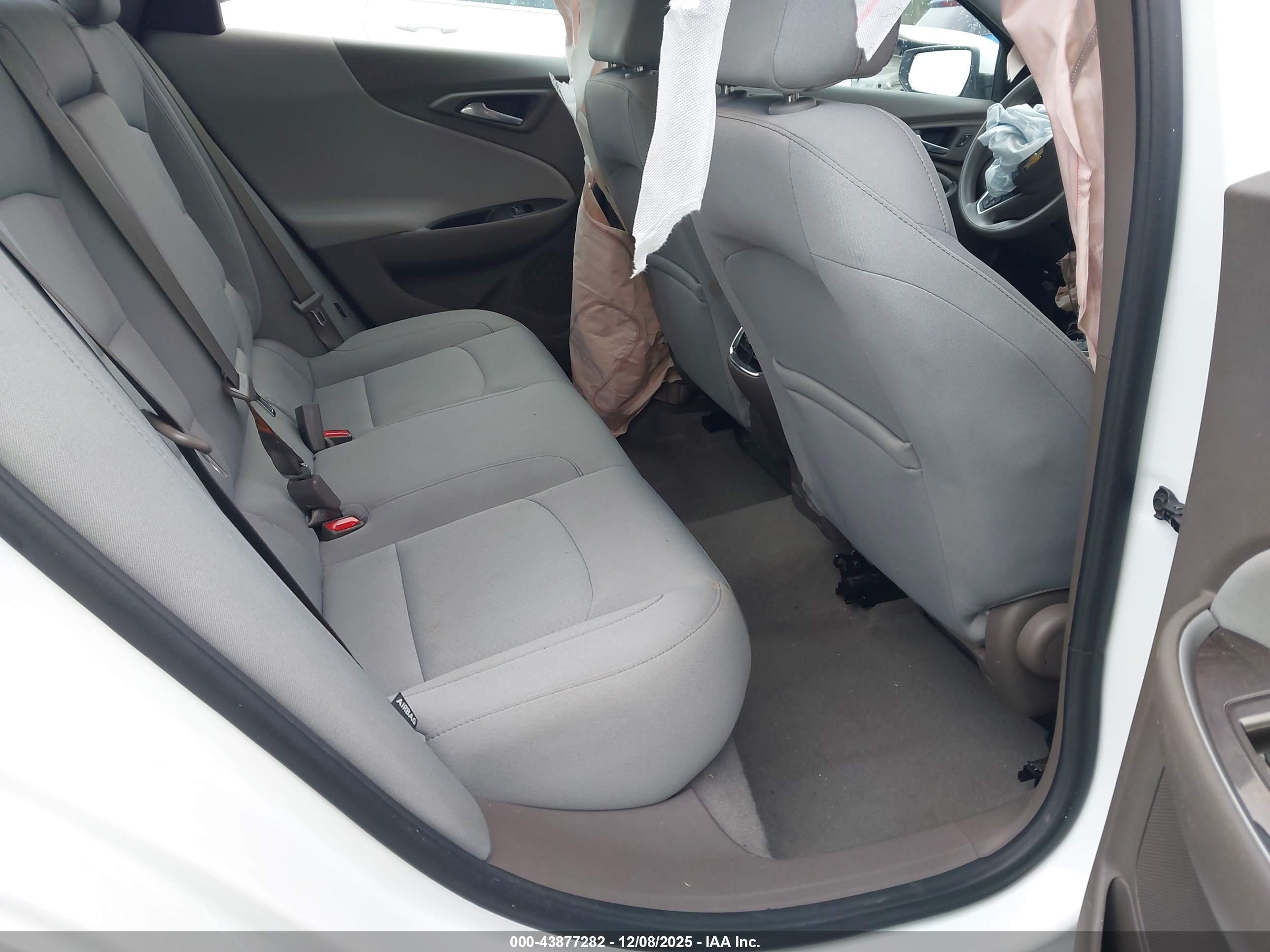 CHEVROLET MALIBU image 8