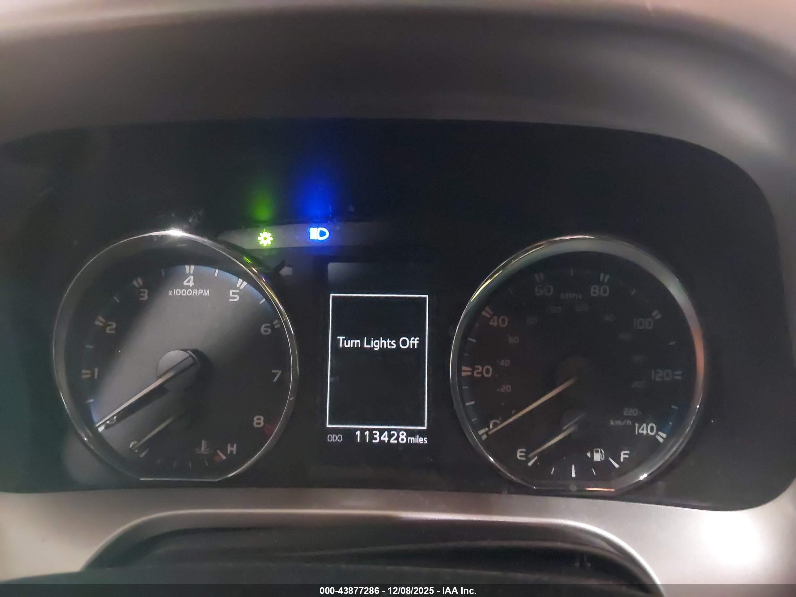TOYOTA RAV4 image 7