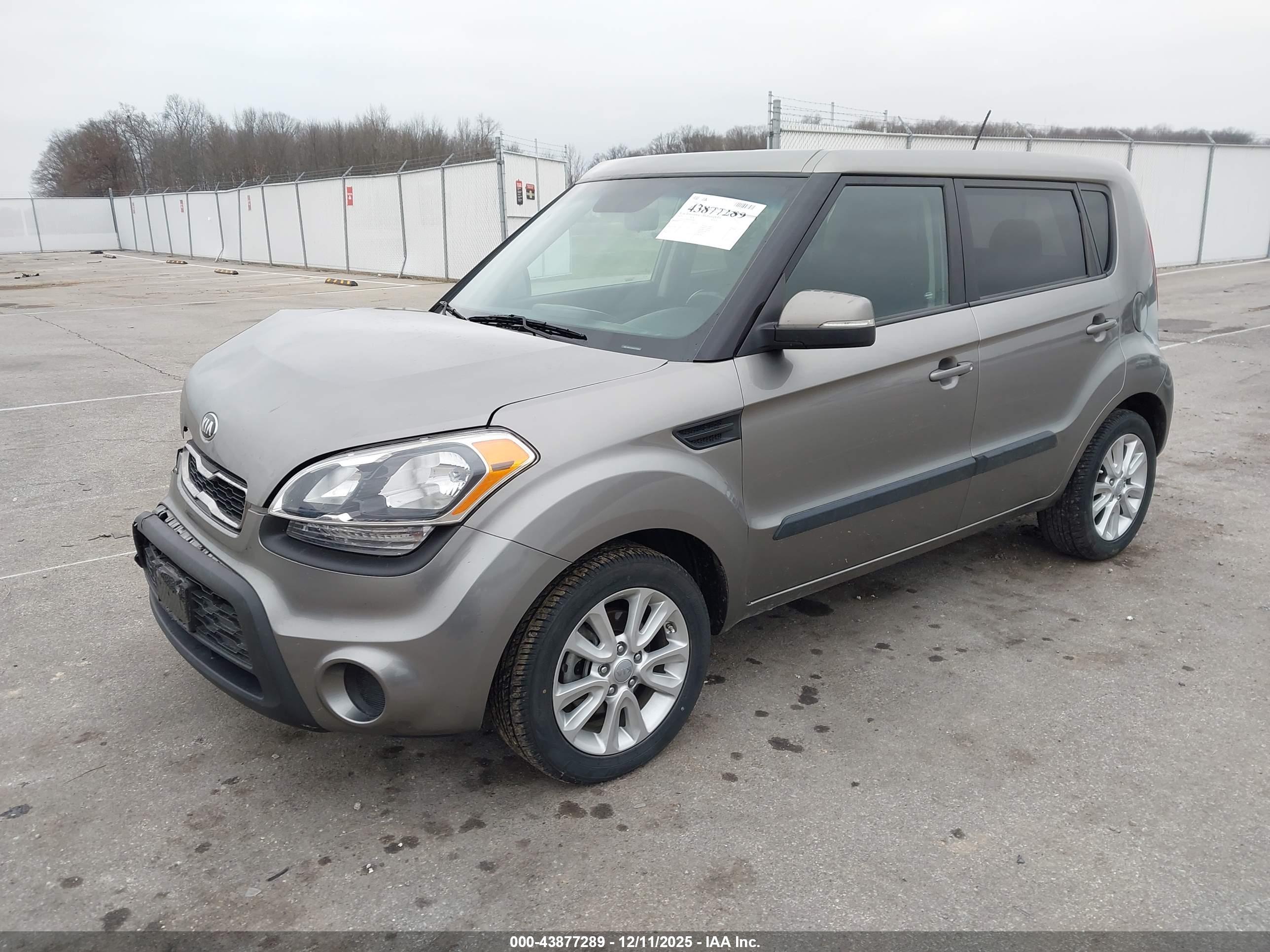 KIA SOUL image 2