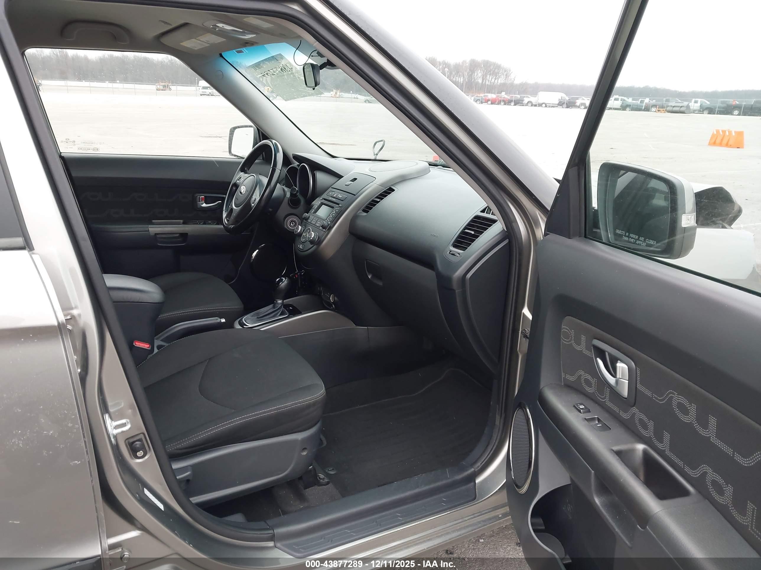 KIA SOUL image 5