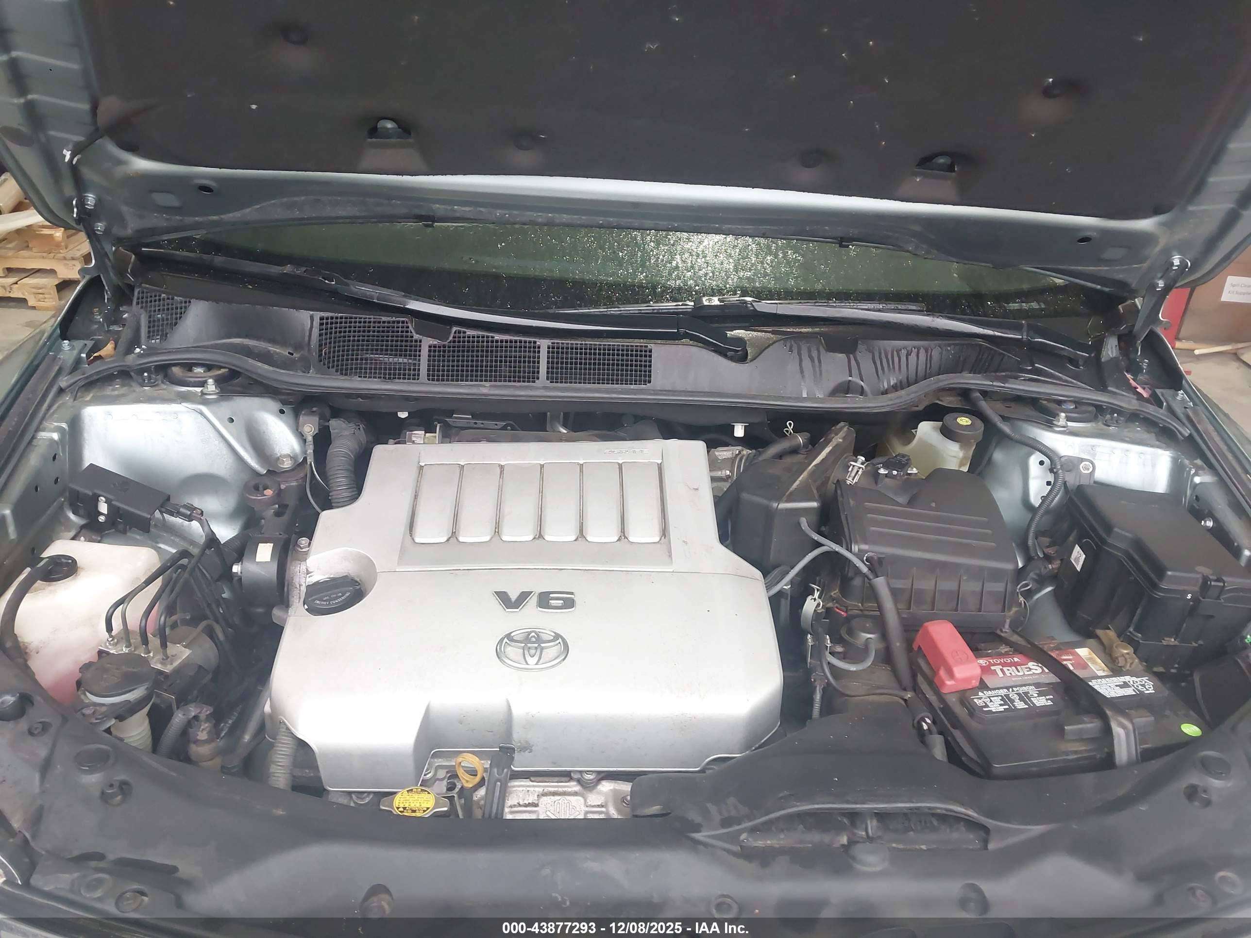 TOYOTA VENZA image 10
