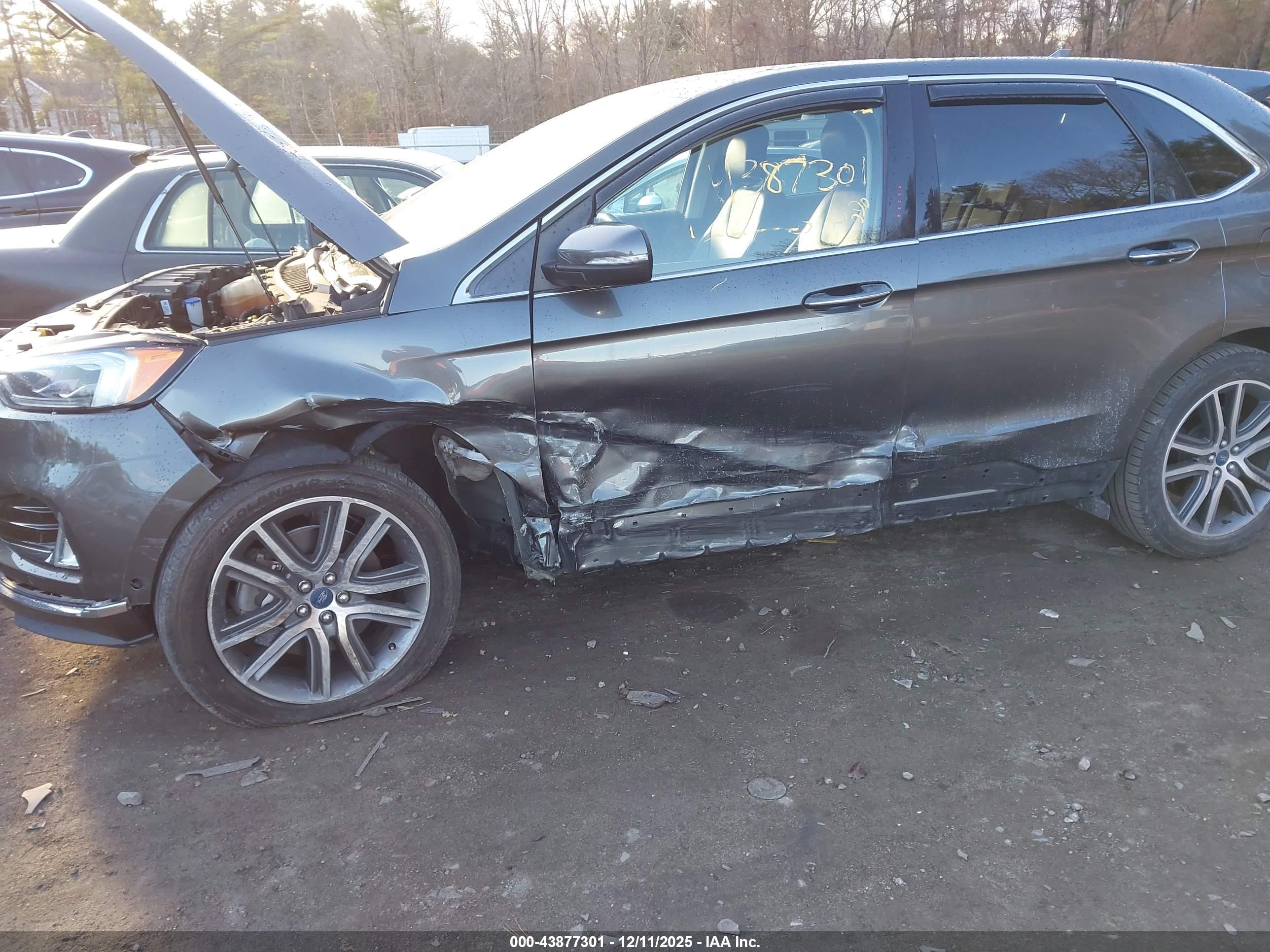 FORD EDGE image 6