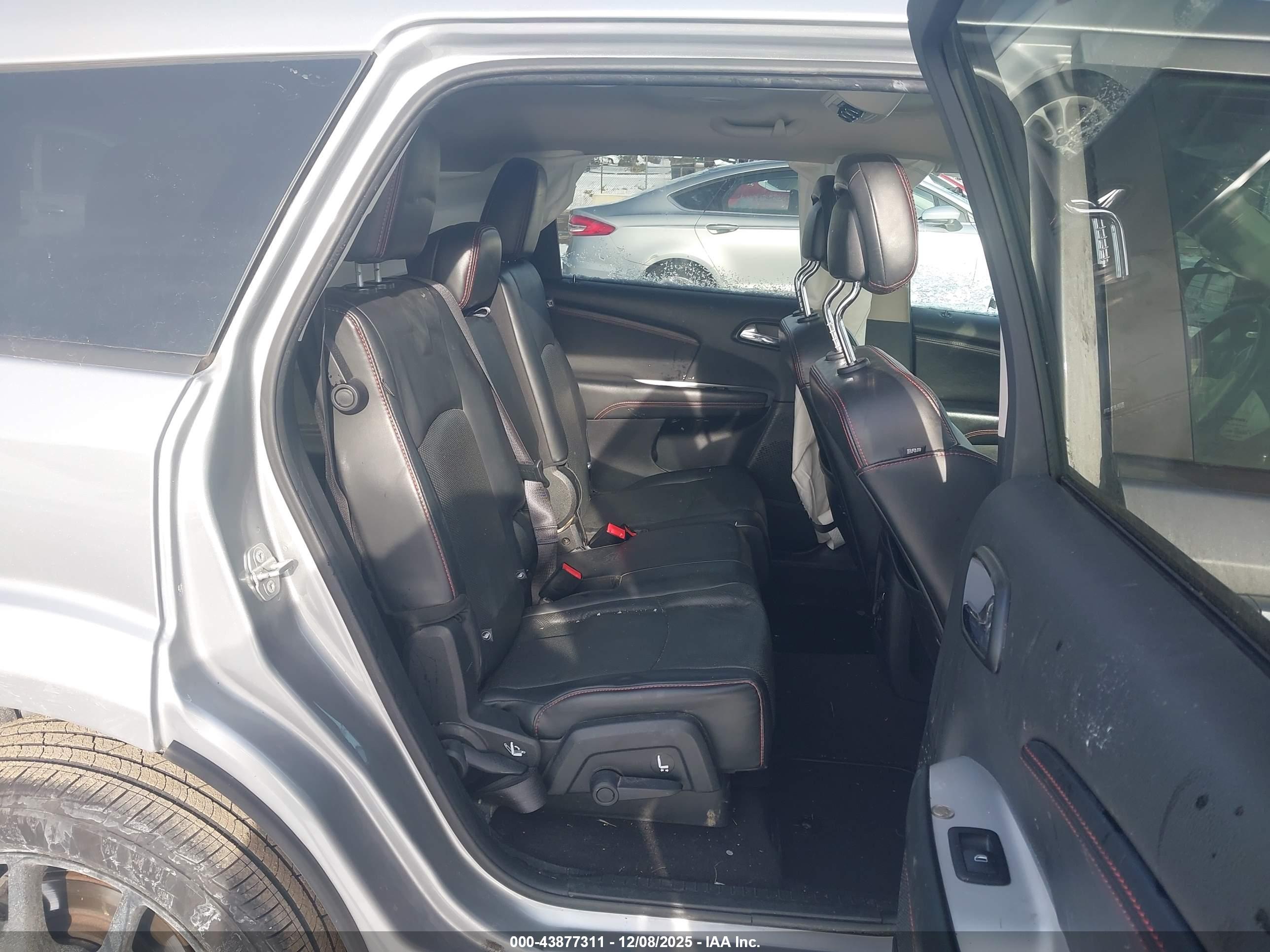 DODGE JOURNEY image 8
