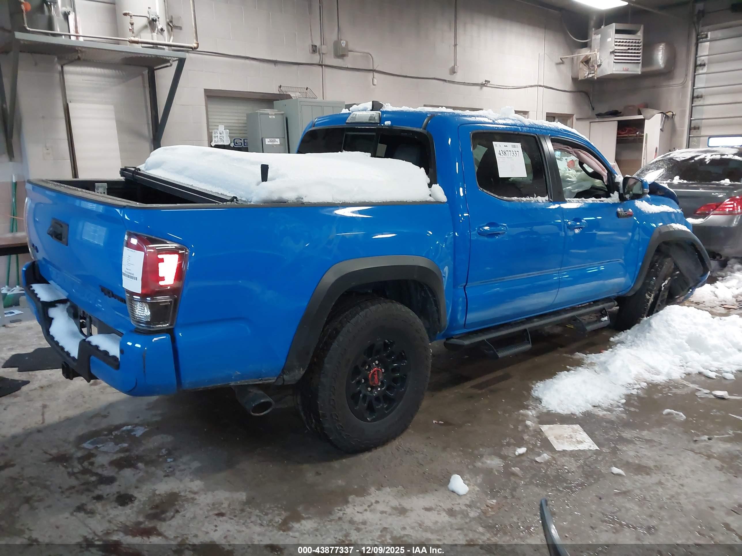 TOYOTA TACOMA image 4