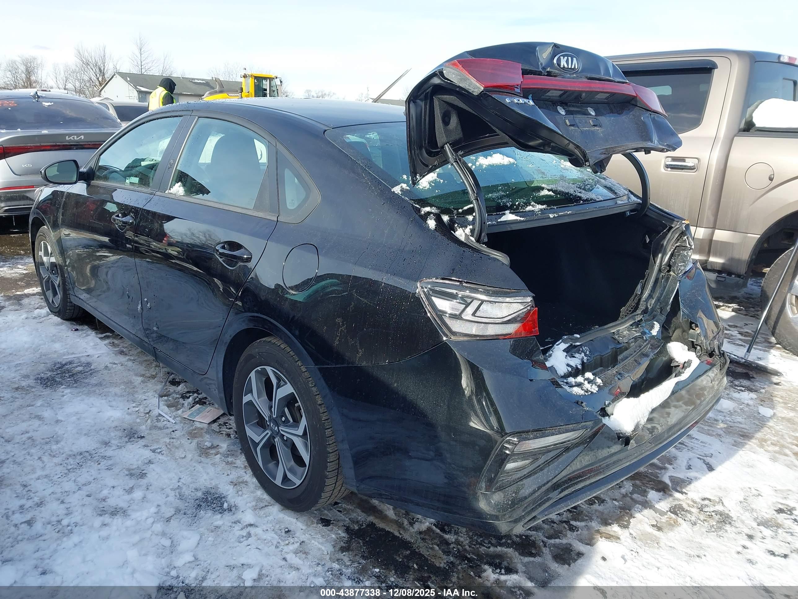 KIA FORTE image 3