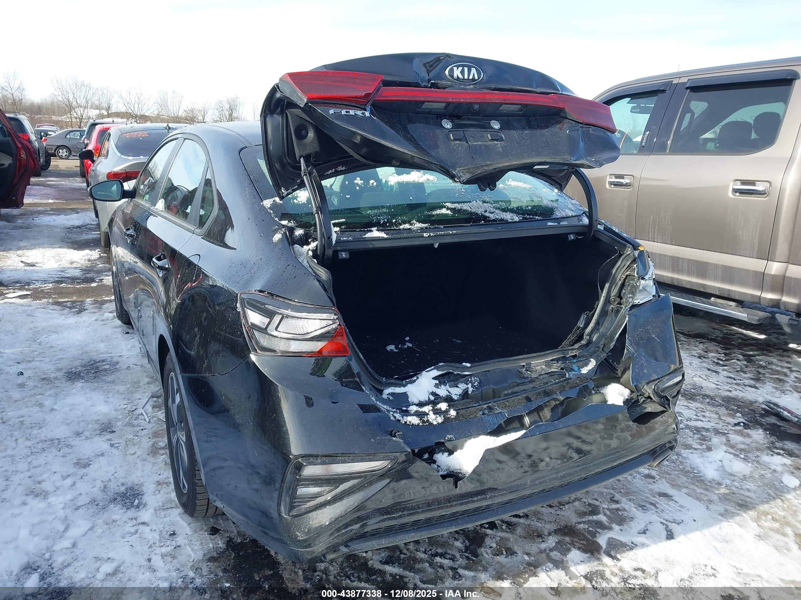 KIA FORTE image 6