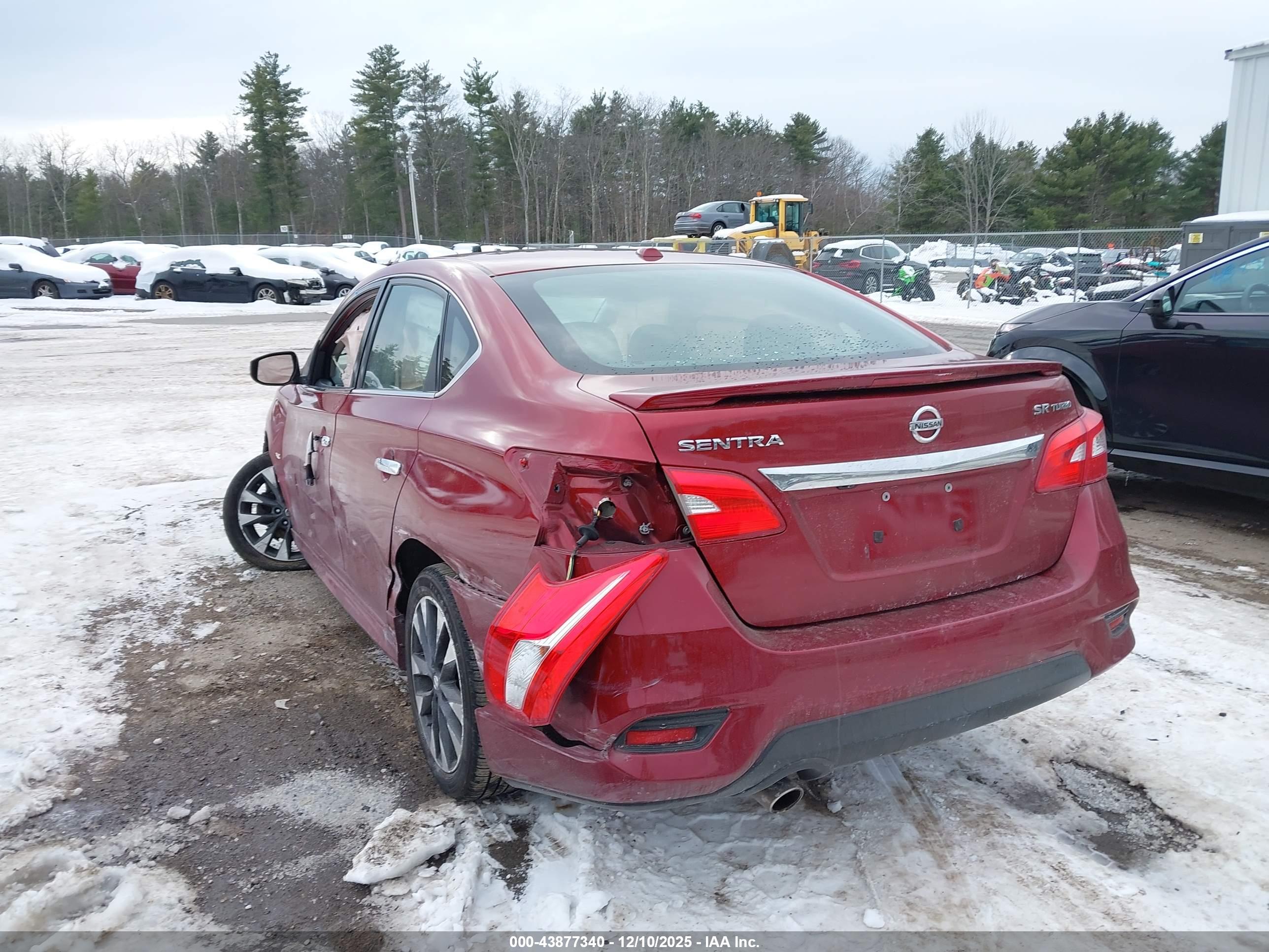 NISSAN SENTRA image 3