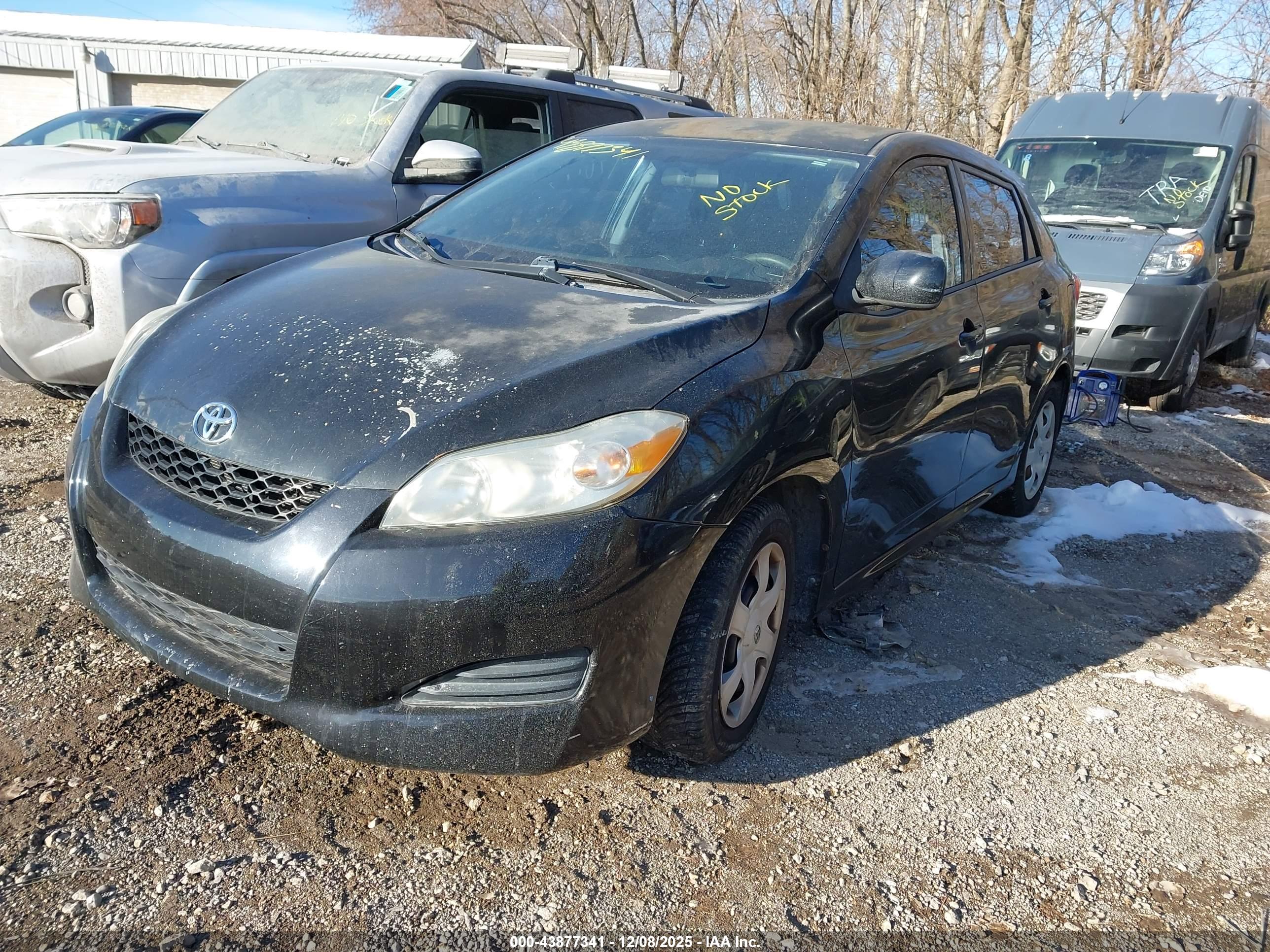 TOYOTA MATRIX image 2