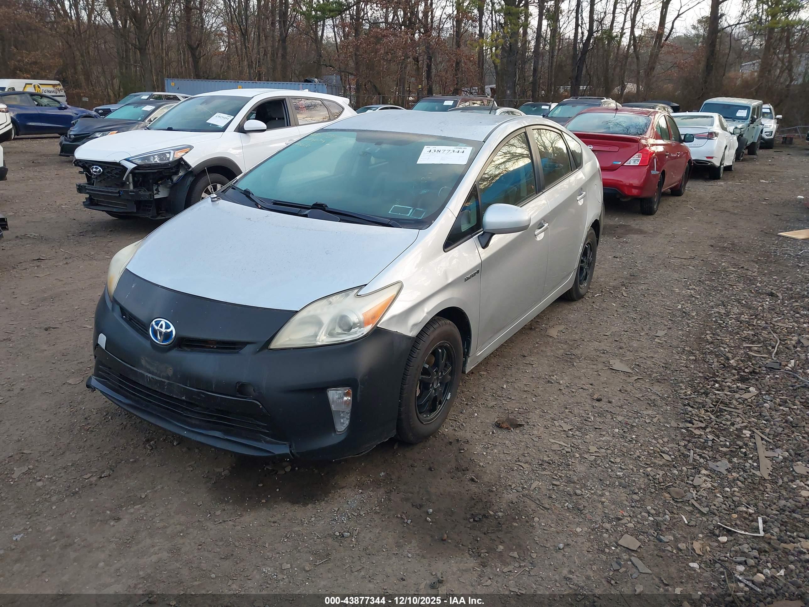 TOYOTA PRIUS image 2