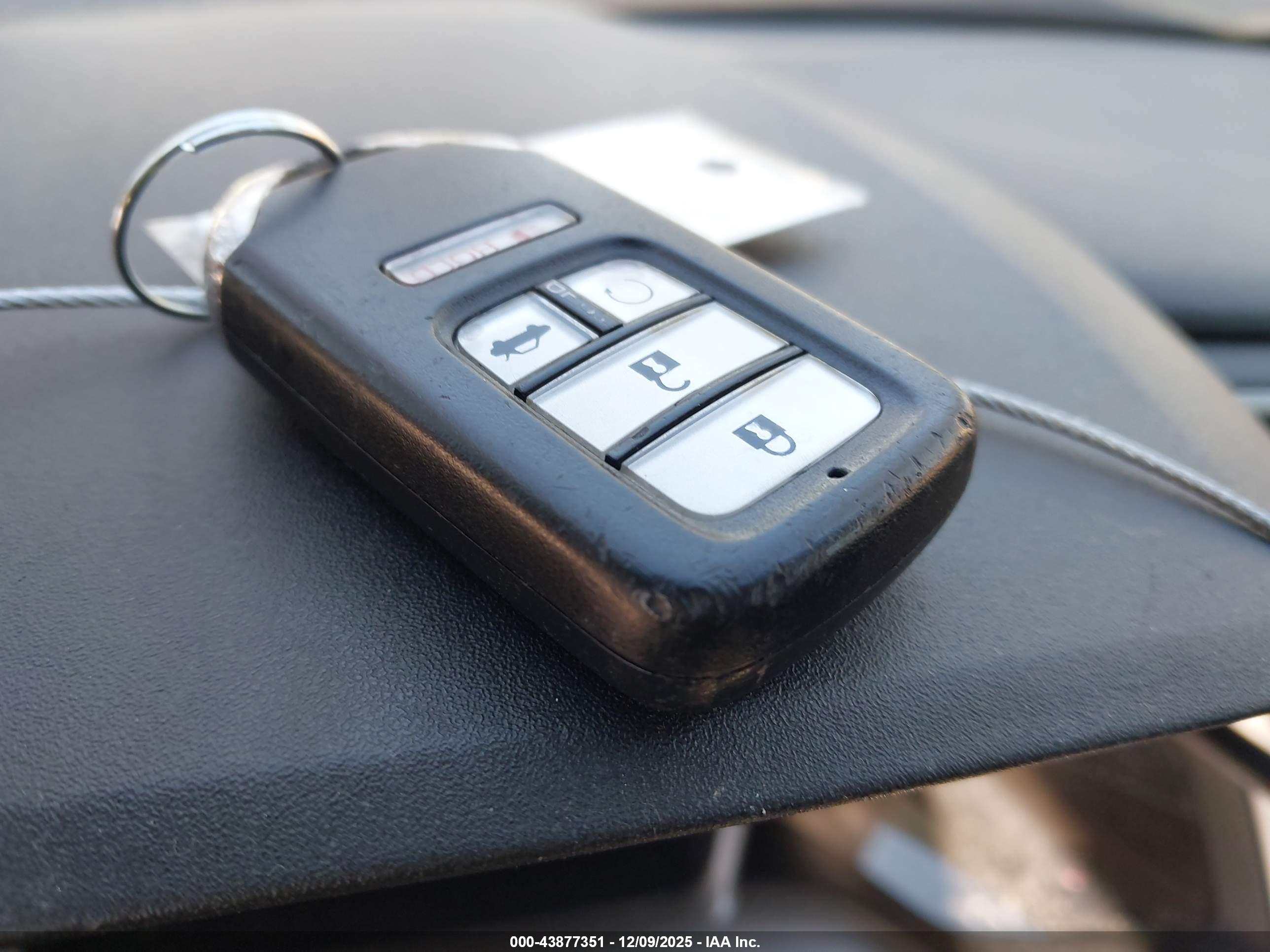 HONDA CIVIC image 11
