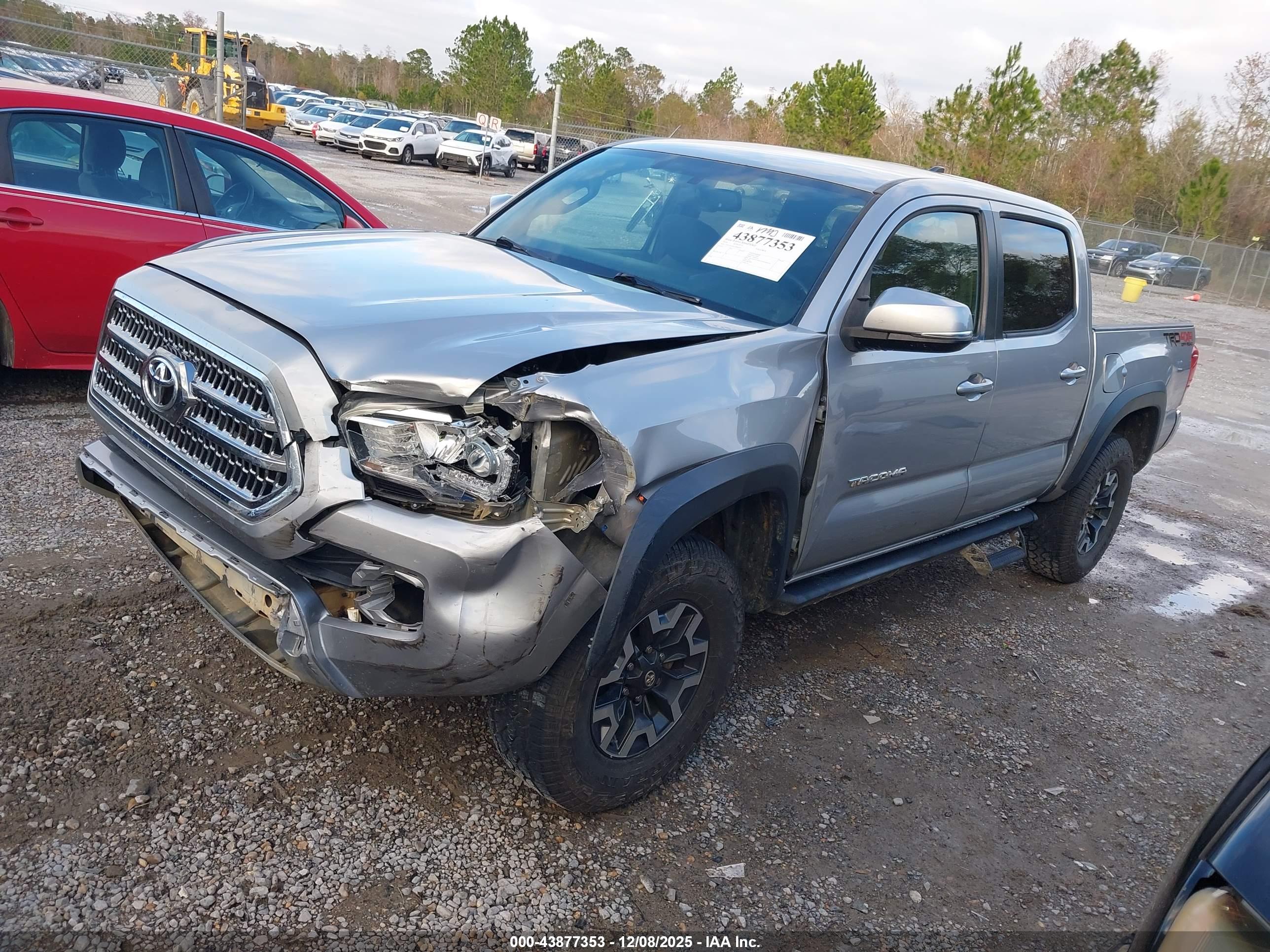 TOYOTA TACOMA image 2