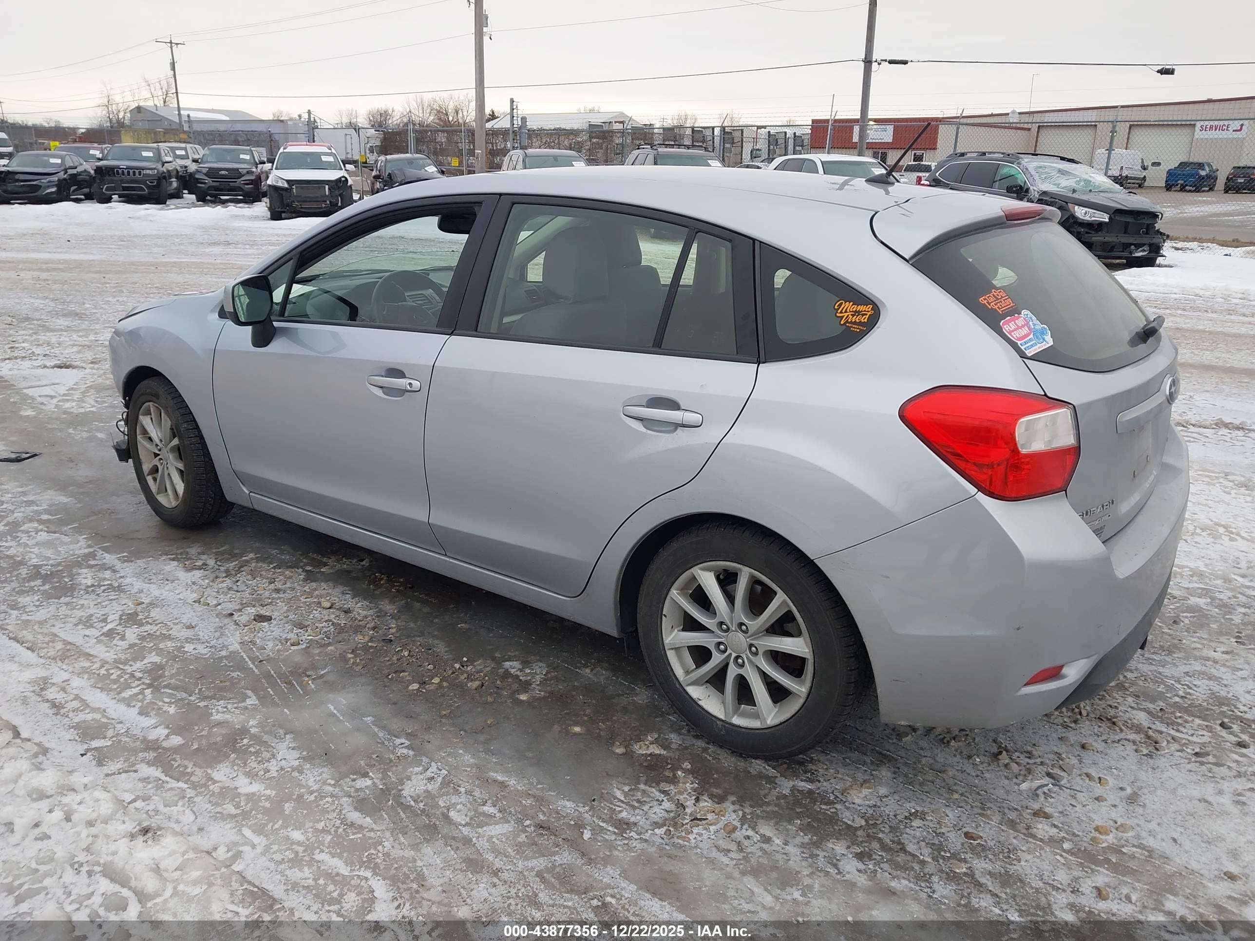 SUBARU IMPREZA image 3