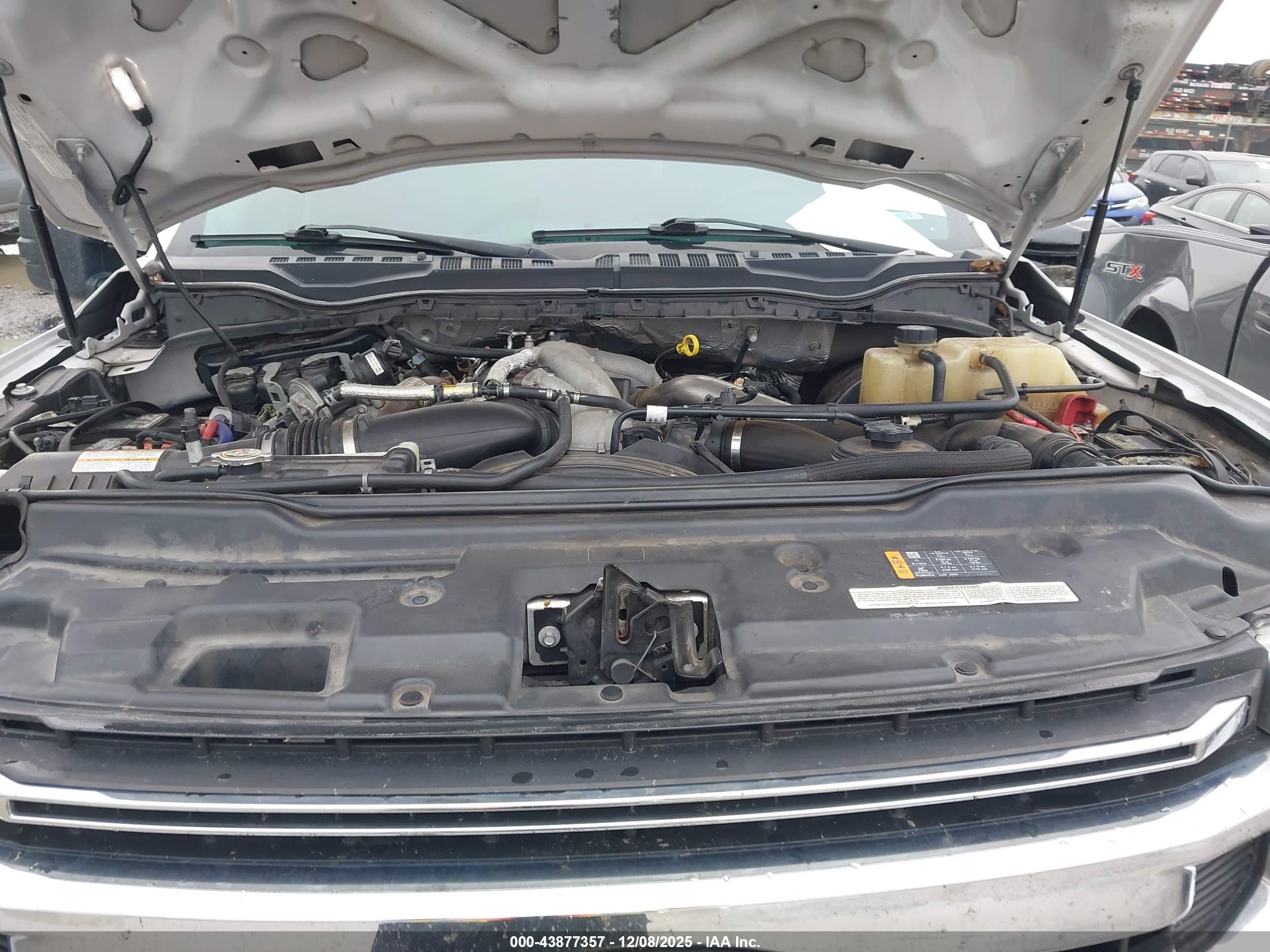 FORD F-250 image 10