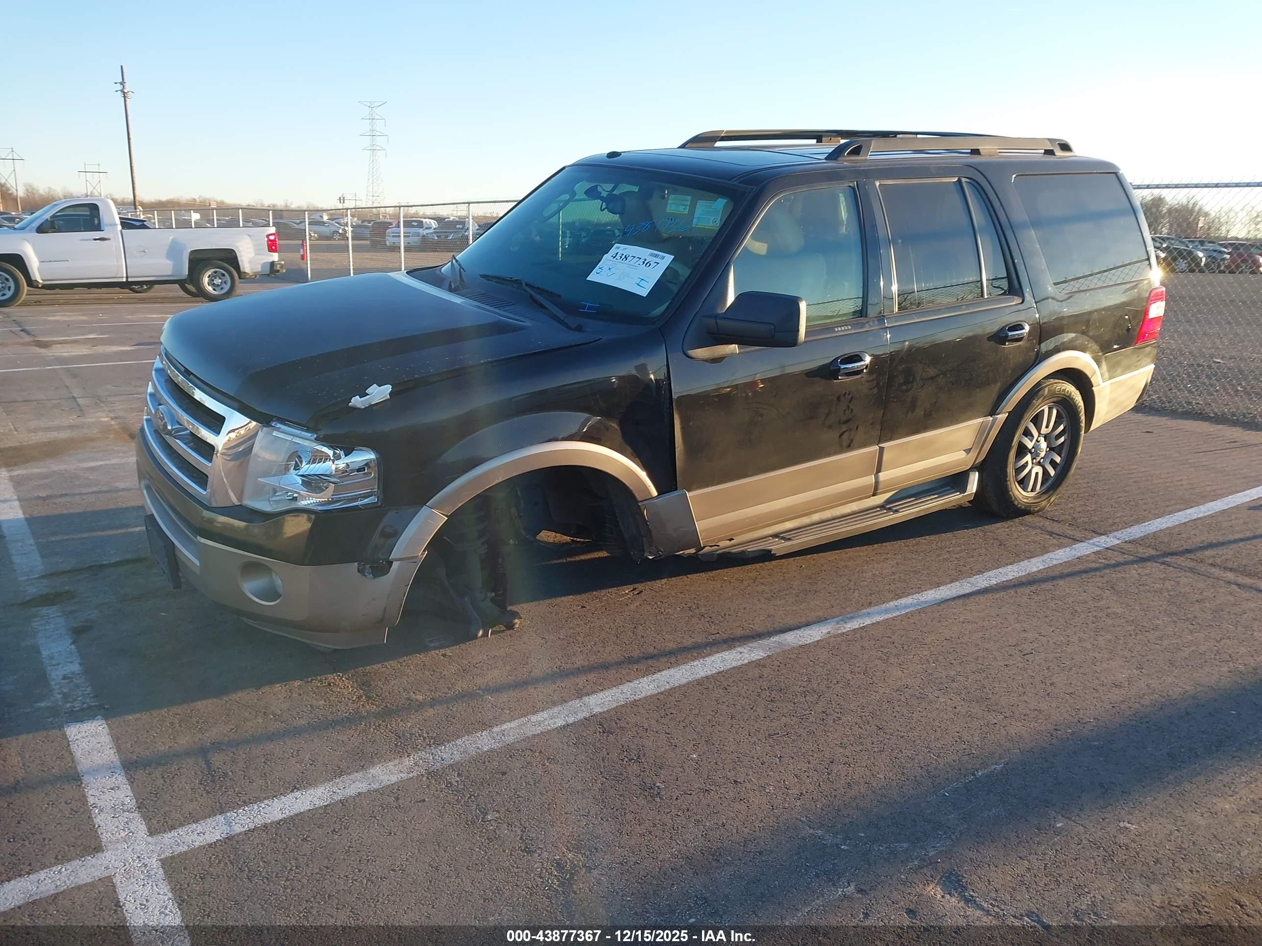 FORD EXPEDITION image 2