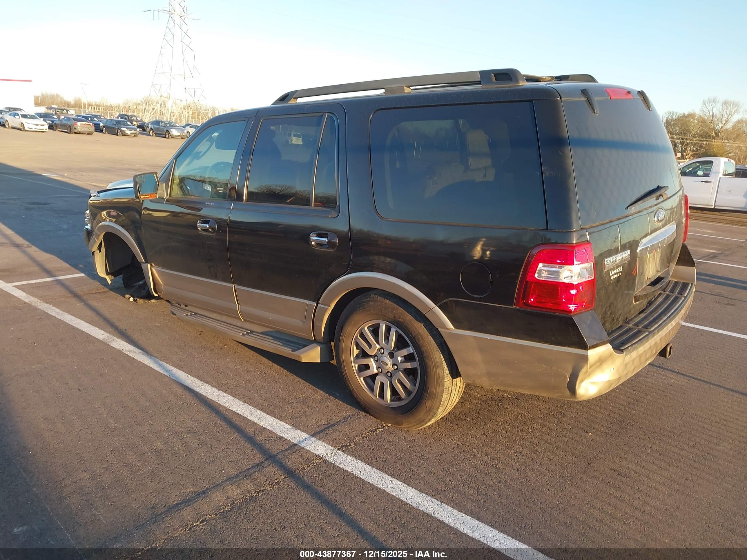 FORD EXPEDITION image 3