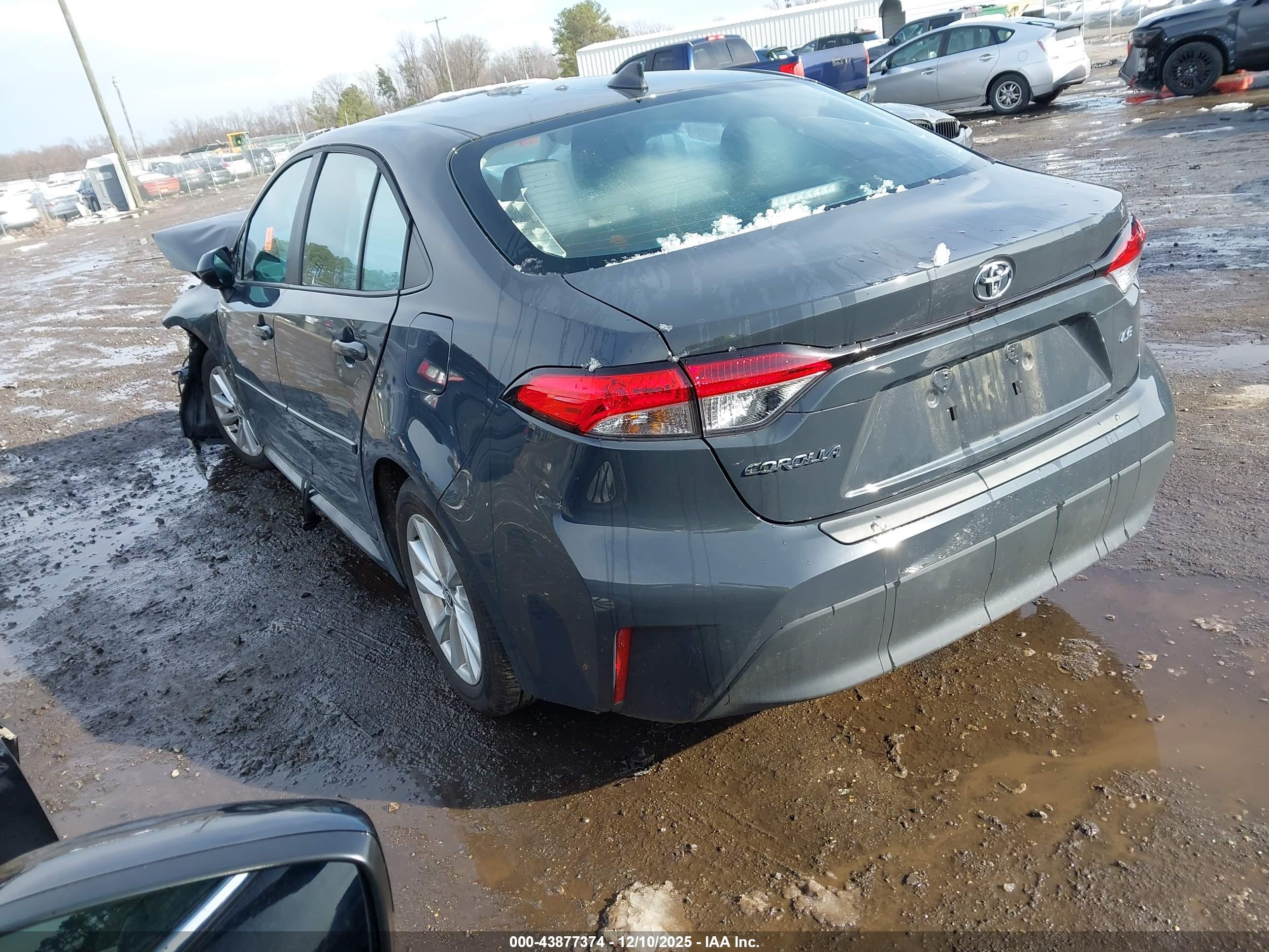 TOYOTA COROLLA image 3