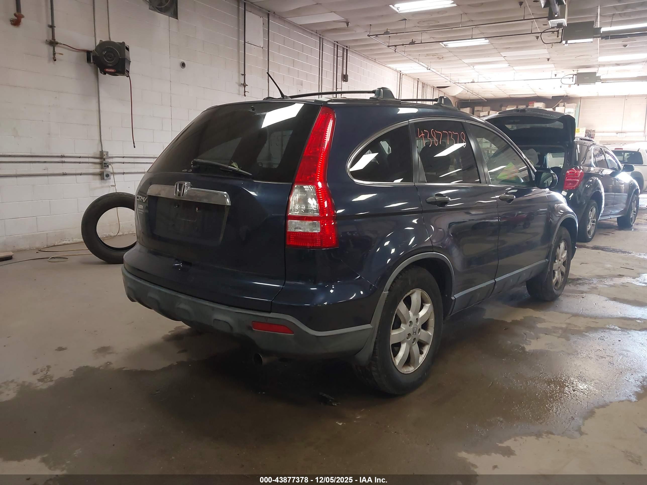 HONDA CR-V image 4