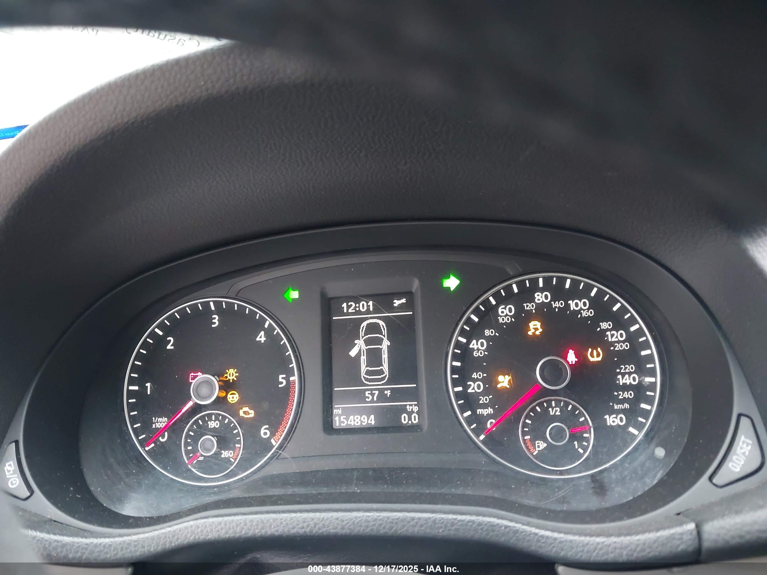 VOLKSWAGEN PASSAT image 7