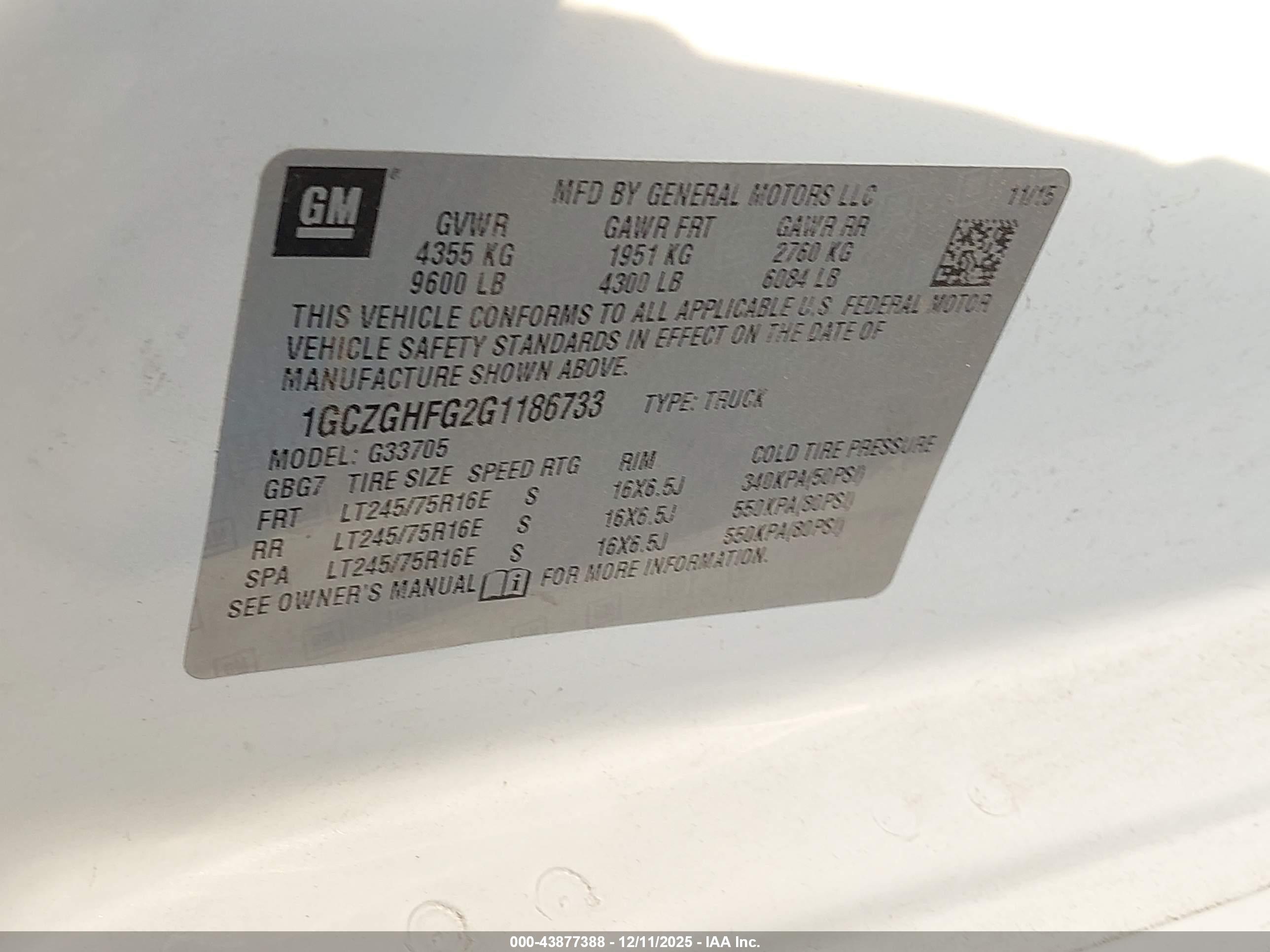 CHEVROLET EXPRESS image 9
